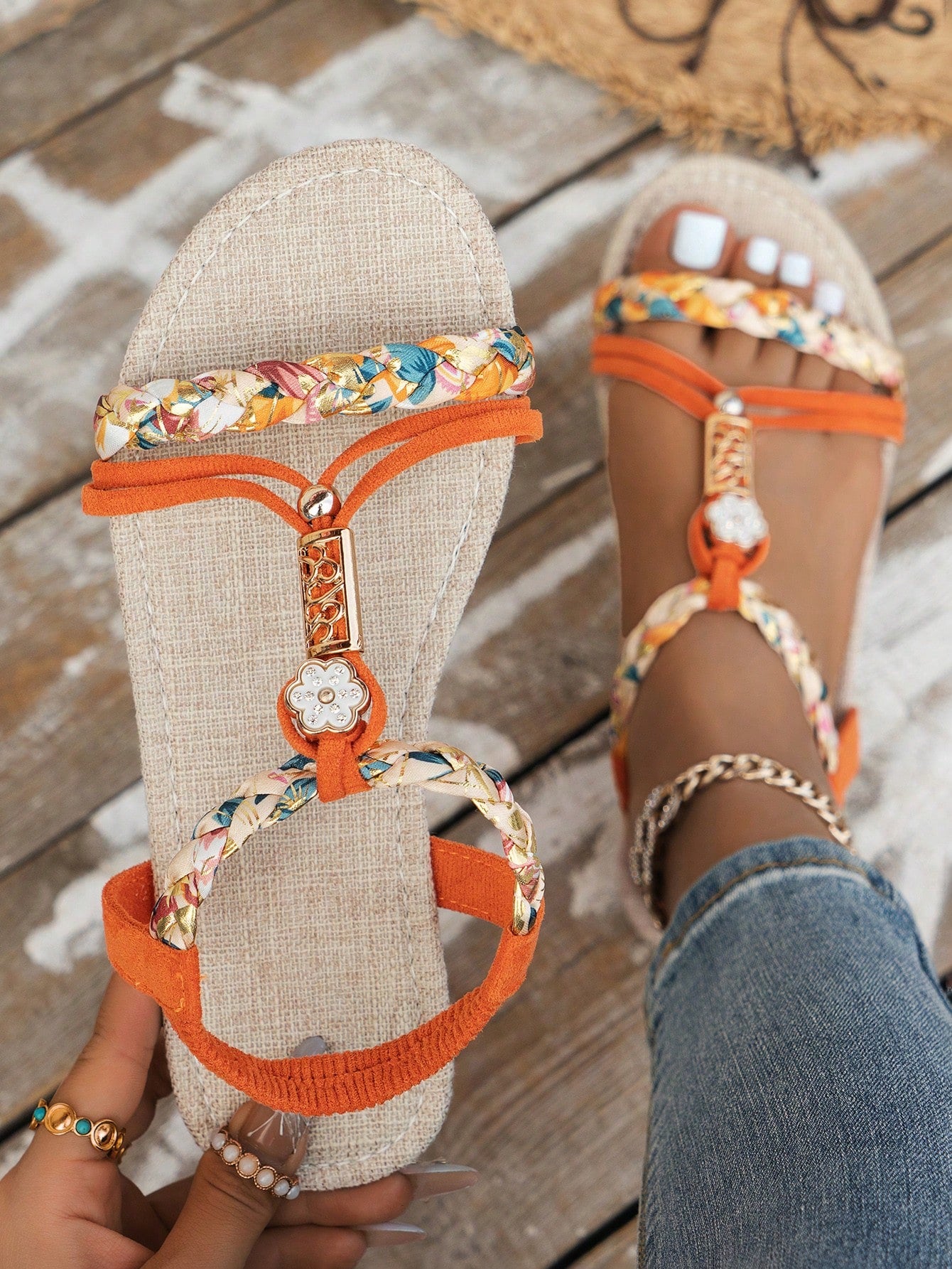 Women  Woven Flat Sandals For Summer, Lightweight And Non-Slip Beach Shoes, Random Colorful Woven Patterns Flat Sandals