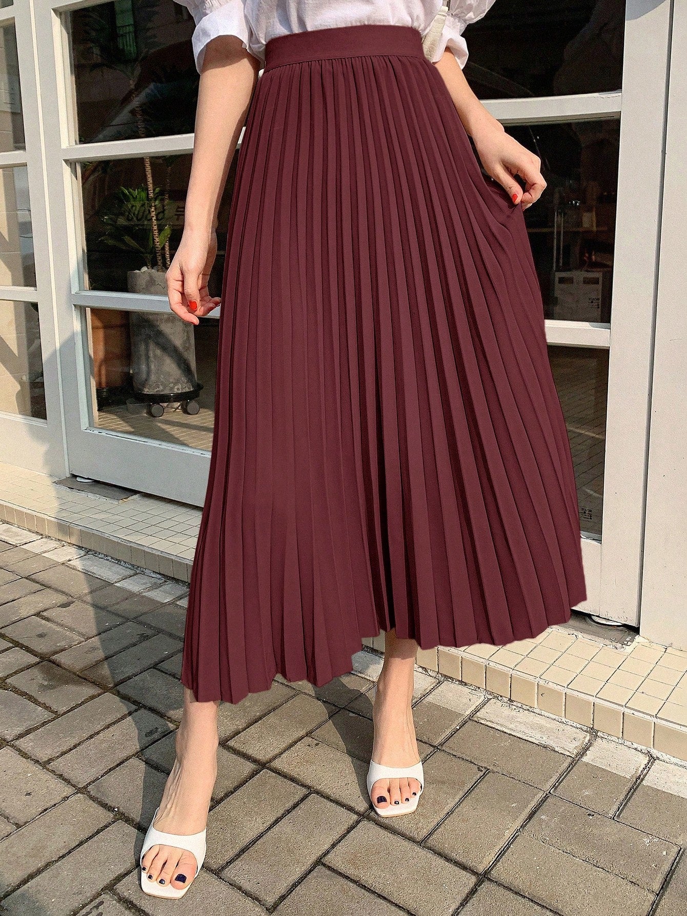 DAZY Solid Color High Waisted Pleated Skirt