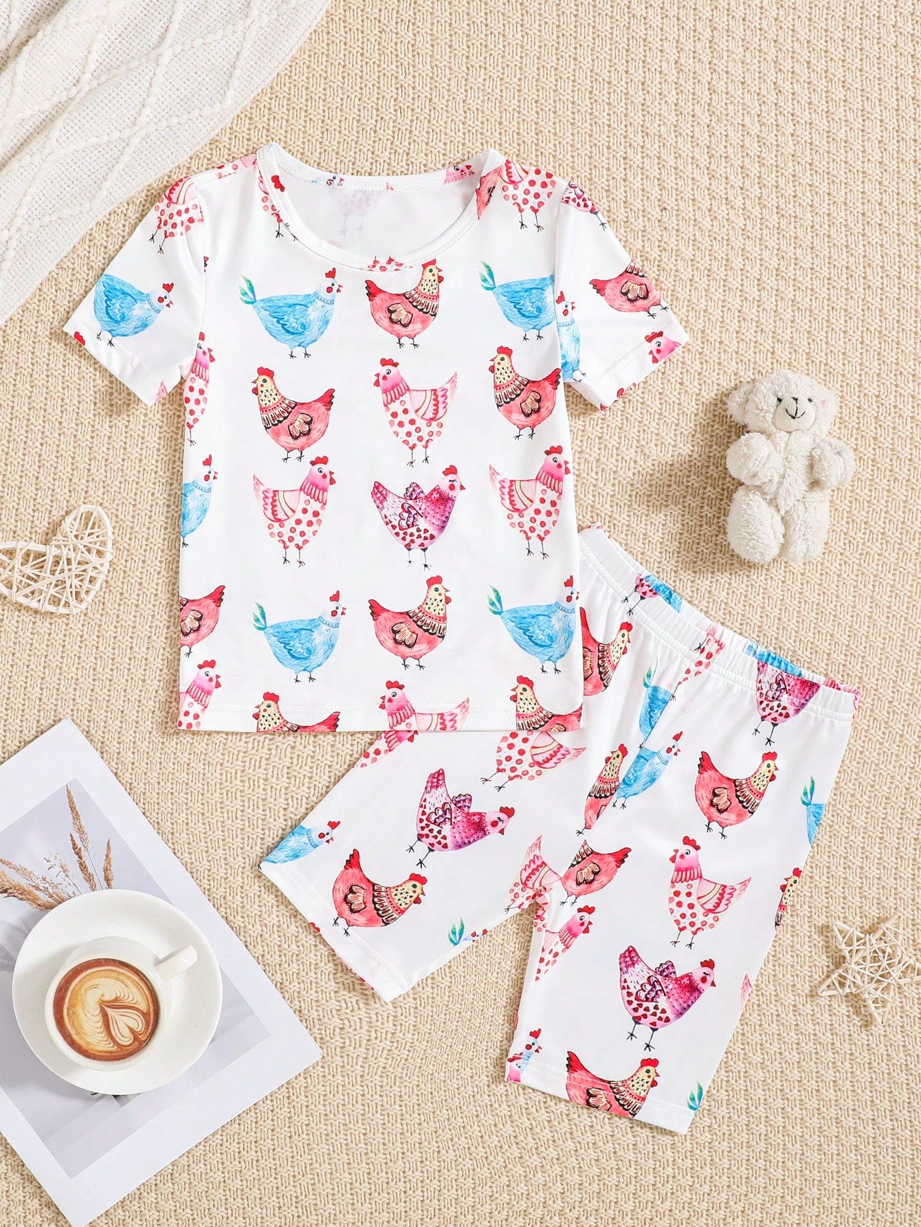 Young Girl Cartoon Rooster Print Short Sleeve T-Shirt And Shorts Set, Casual Homewear