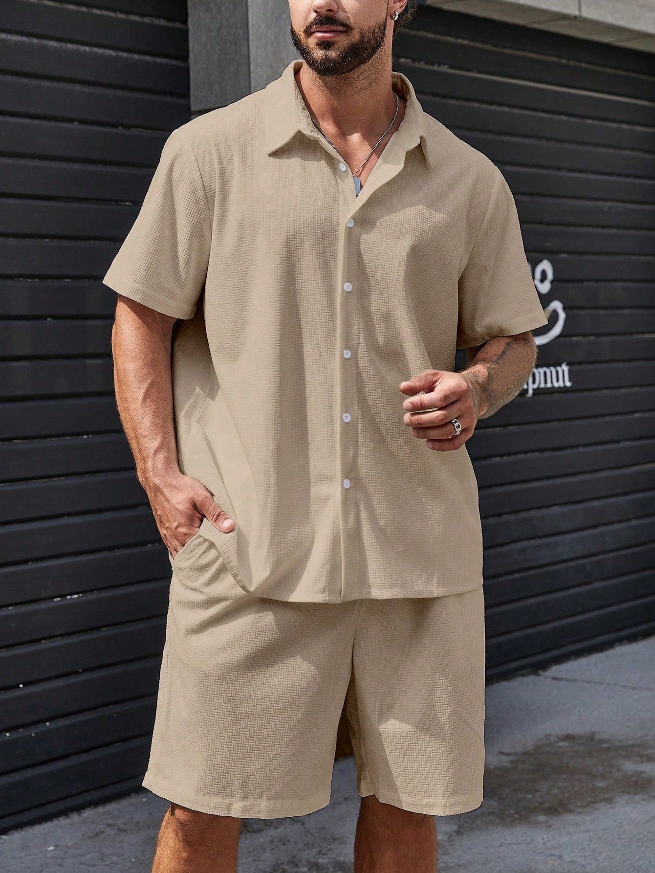 Men's Solid Color Casual Short Sleeve Shirt And Shorts Set For Spring/Summer (Random Cut)