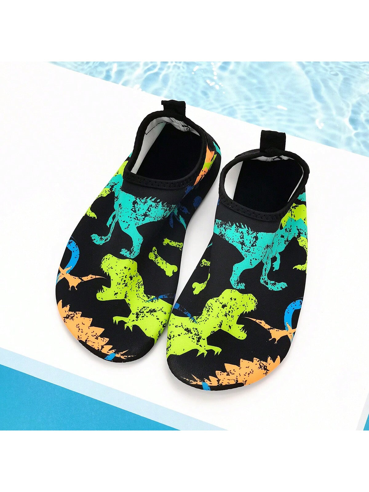 Children Outdoor Beach Shoes, Boy Multi-Color Dinosaur Soft Bottom, Lightweight And Breathable, Outdoor Beach Wading Socks Shoes