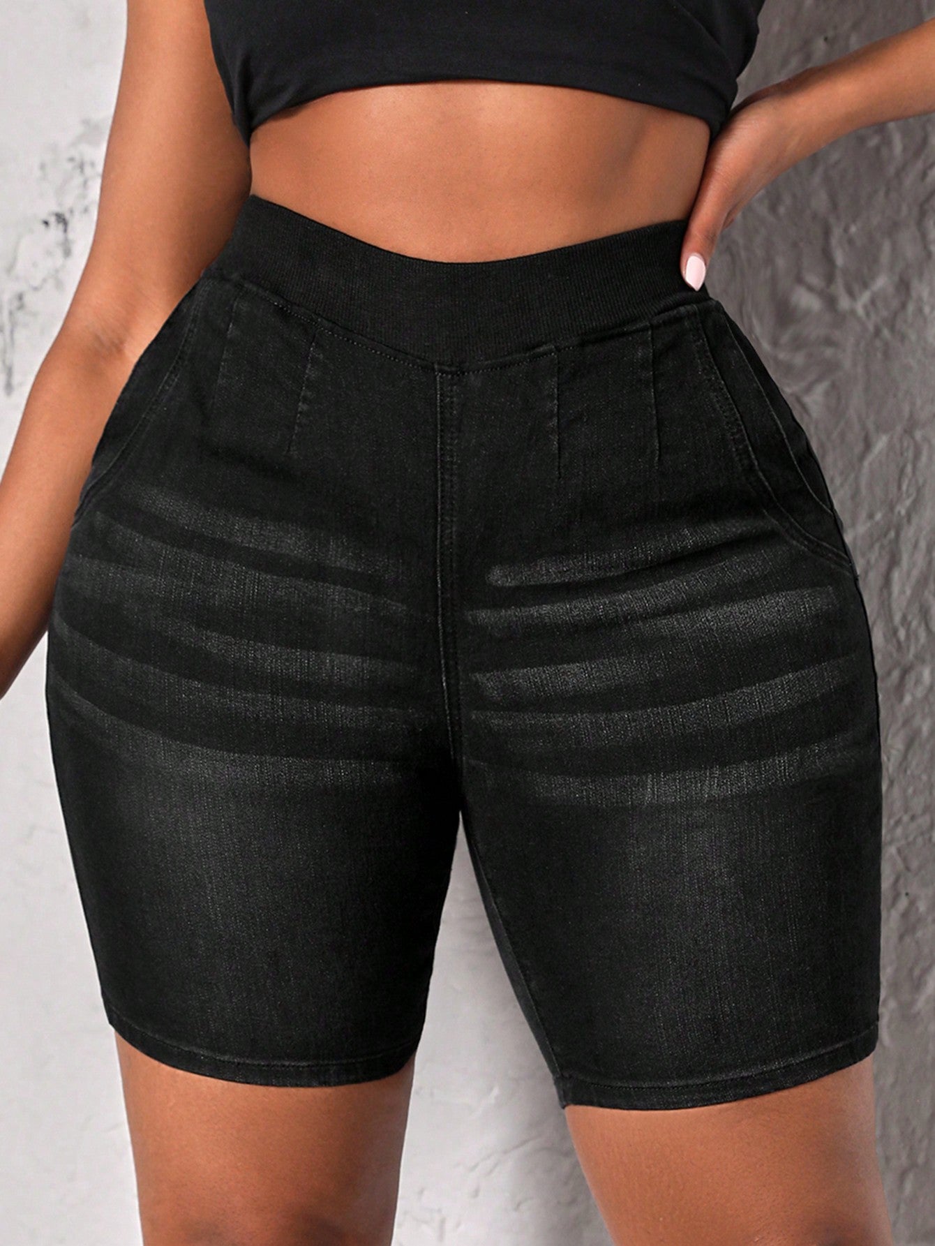 Plus Size Women'S Elastic Waist Denim Shorts