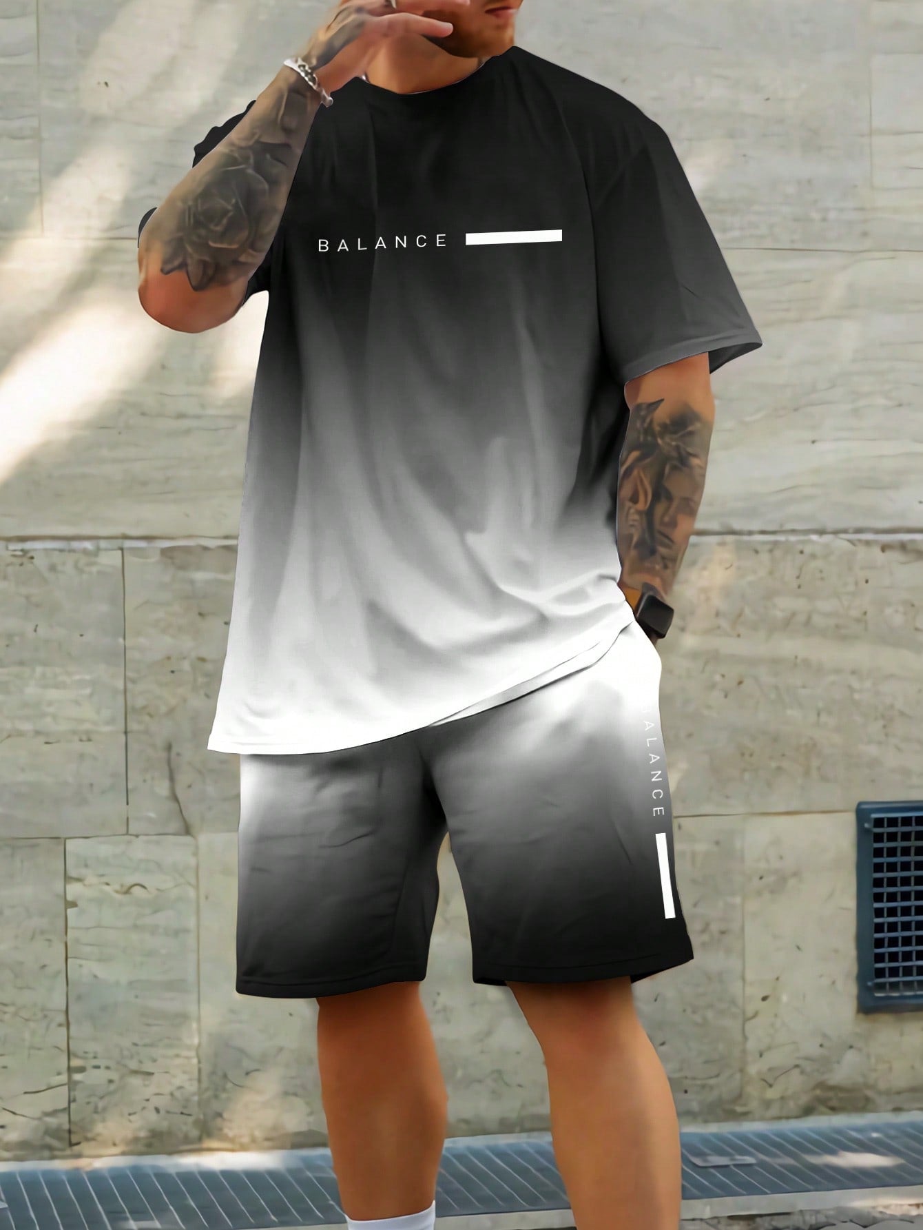 Men Summer Gradient Letter Printed Round Neck Short Sleeve Casual T-Shirt And Shorts Set