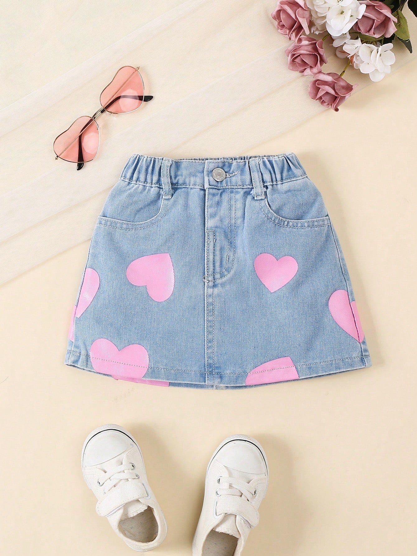 Young Girl Y2K Street-Style Sweet & Cool Heart-Shaped Print Elastic Waist Denim Mini Skirt