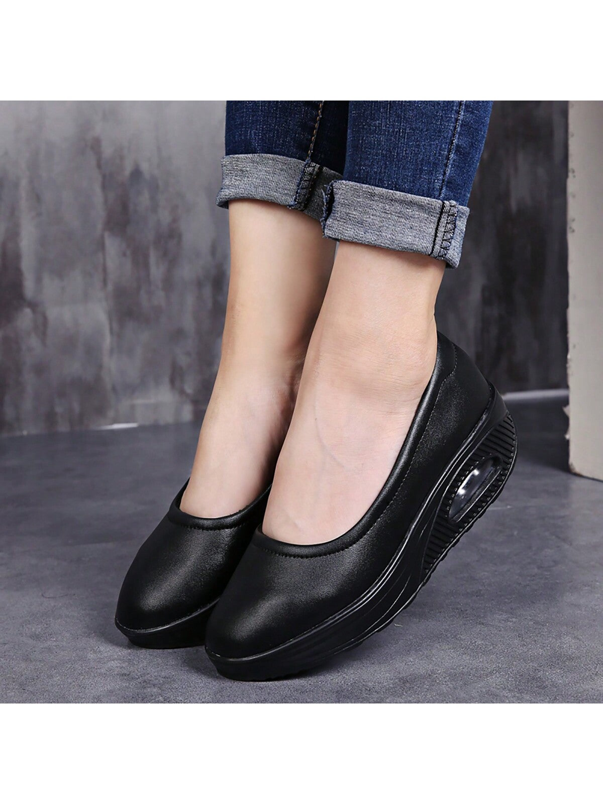 Women's Anti-odor Nurse Shoes With Soft Sole, Shallow Mouth, Suitable For Sports, Casual Wear, Walking, And Leather Shoes