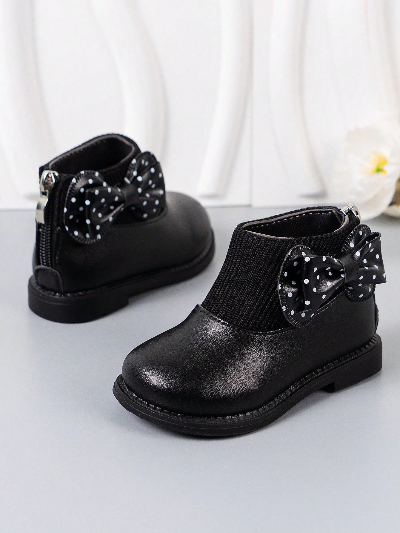 Kid Fashion Boots With Bowknot And Soft, Wear-Resistant Soles, Fashionable And Versatile