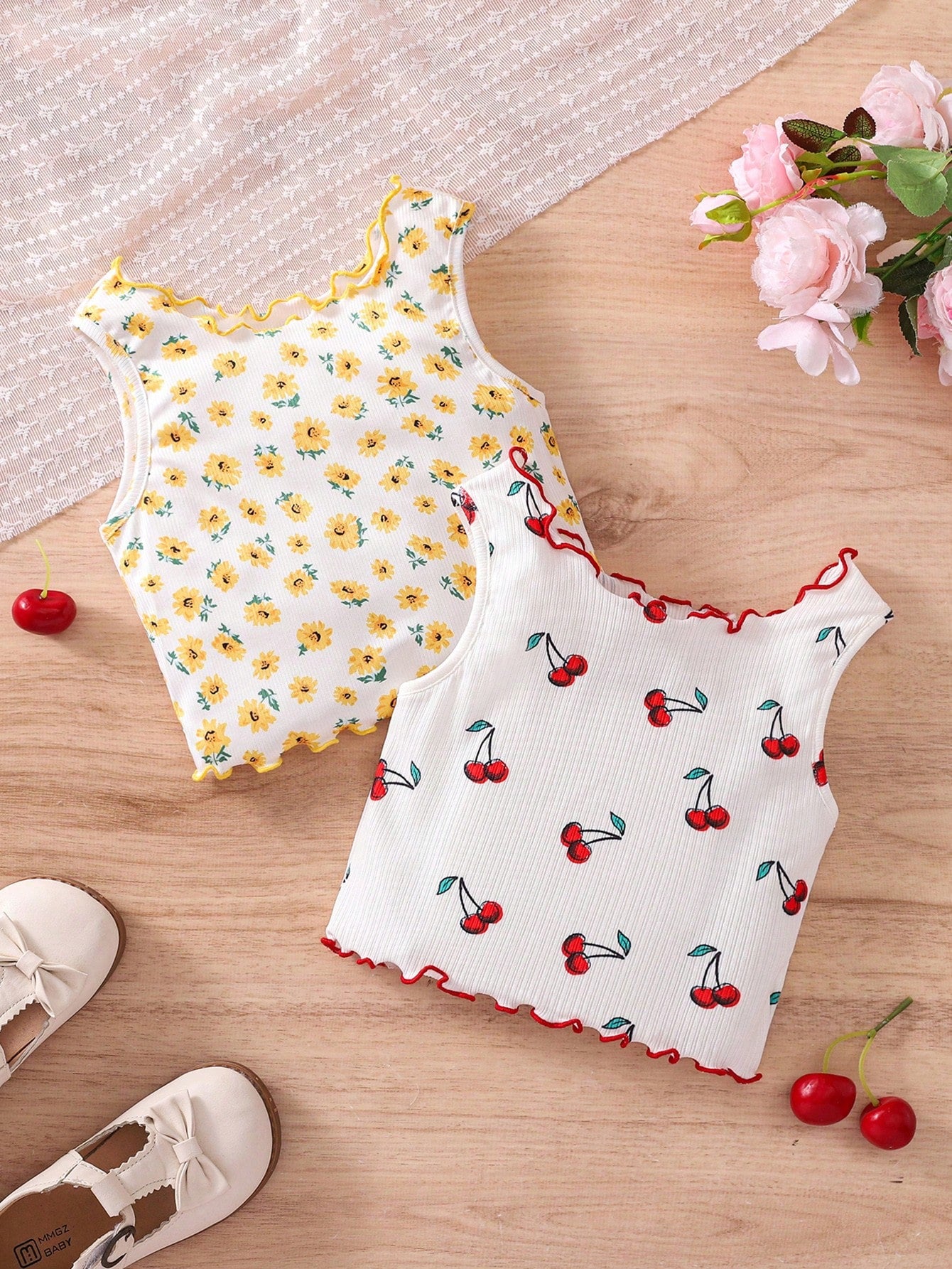 Young Girl Knitted Two-Piece Set Floral And Cherry Print Sleeveless Round Neck Leisure Tank Top