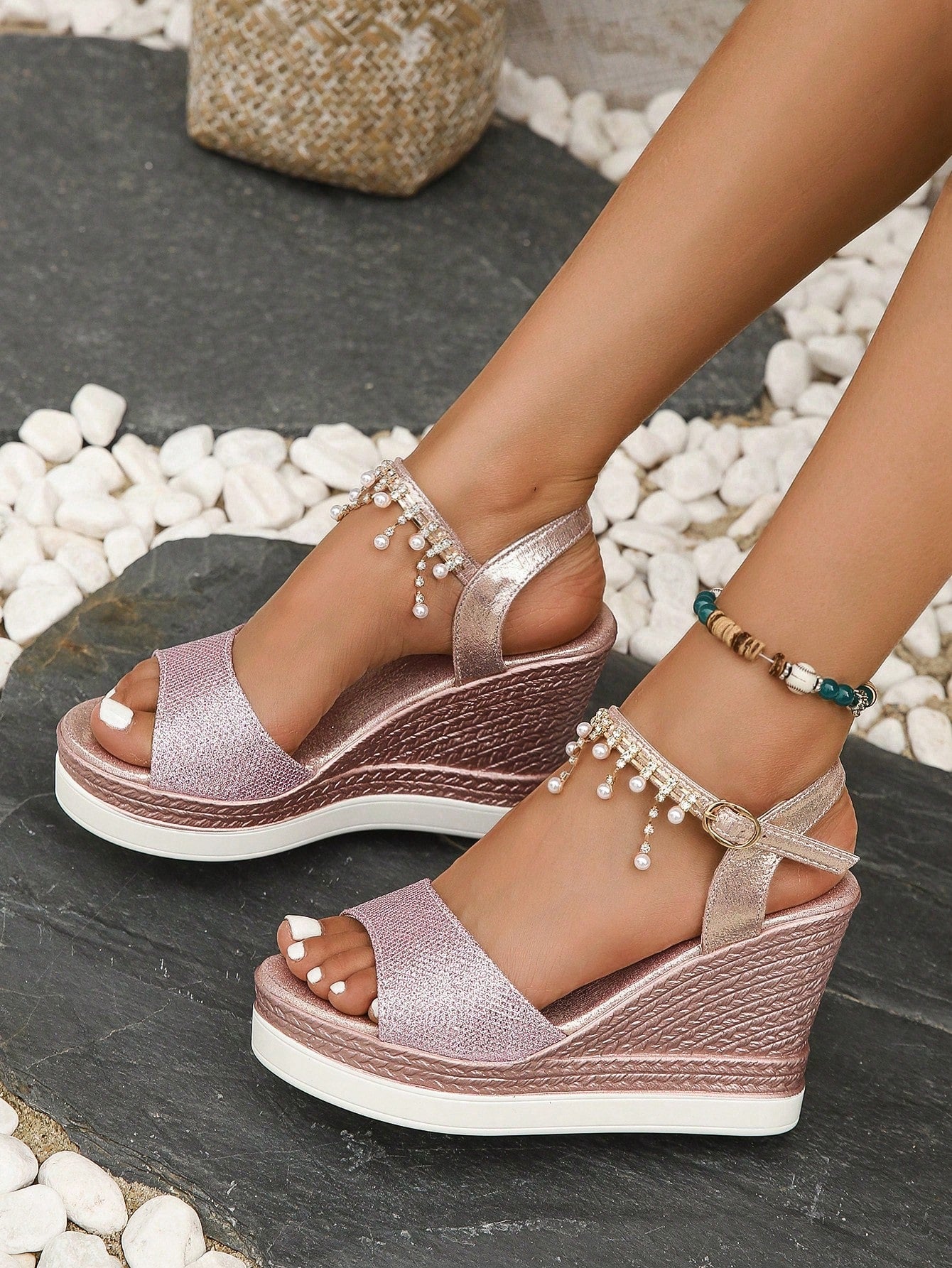 Women Wedge Thick-Soled Sandals 2024 Summer New Thick-Soled Sponge Diamond Waterproof High-Heeled Roman Shoes, Plus Size And Versatile