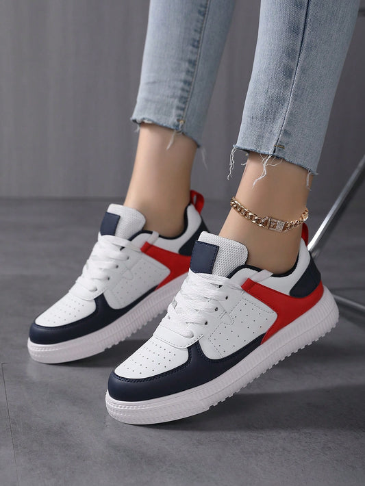 Fashionable Women Sports Shoes, Minimalist Style Classic White Casual Skateboard Shoes, Solid Color Versatile Round Toe Thick Platform Height-Increasing Outdoor Hiking Sneakers.