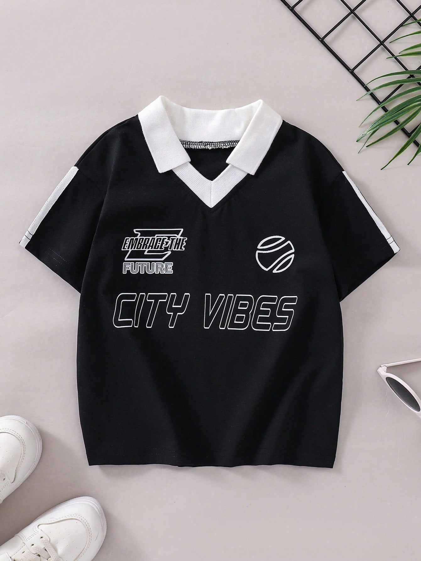 Young Boy Simple Letter Graphic Color-Block Polo Shirt Summer