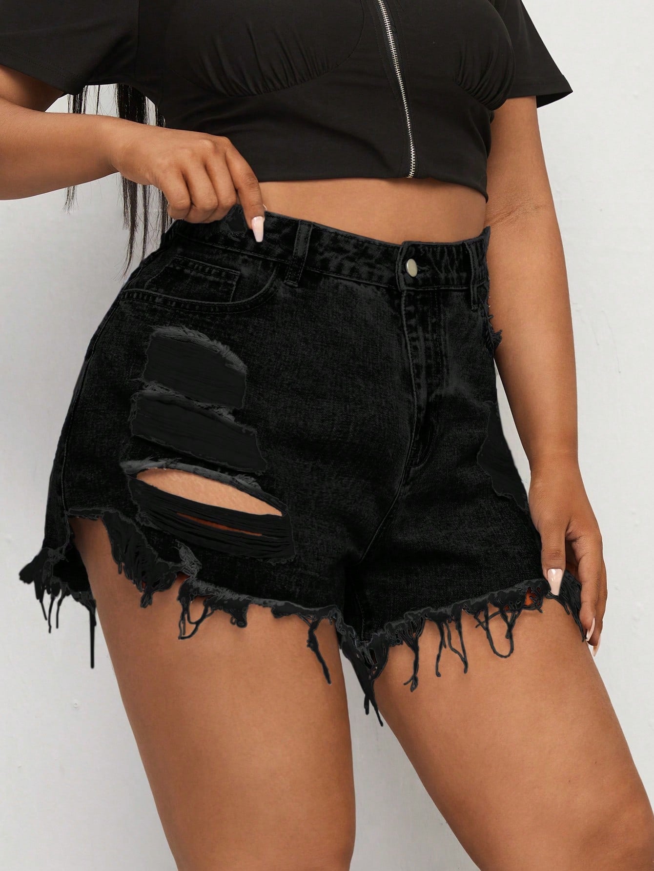 Plus Size Solid Color Distressed Frayed Edge Denim Shorts With Pockets, Summer Casual Wear