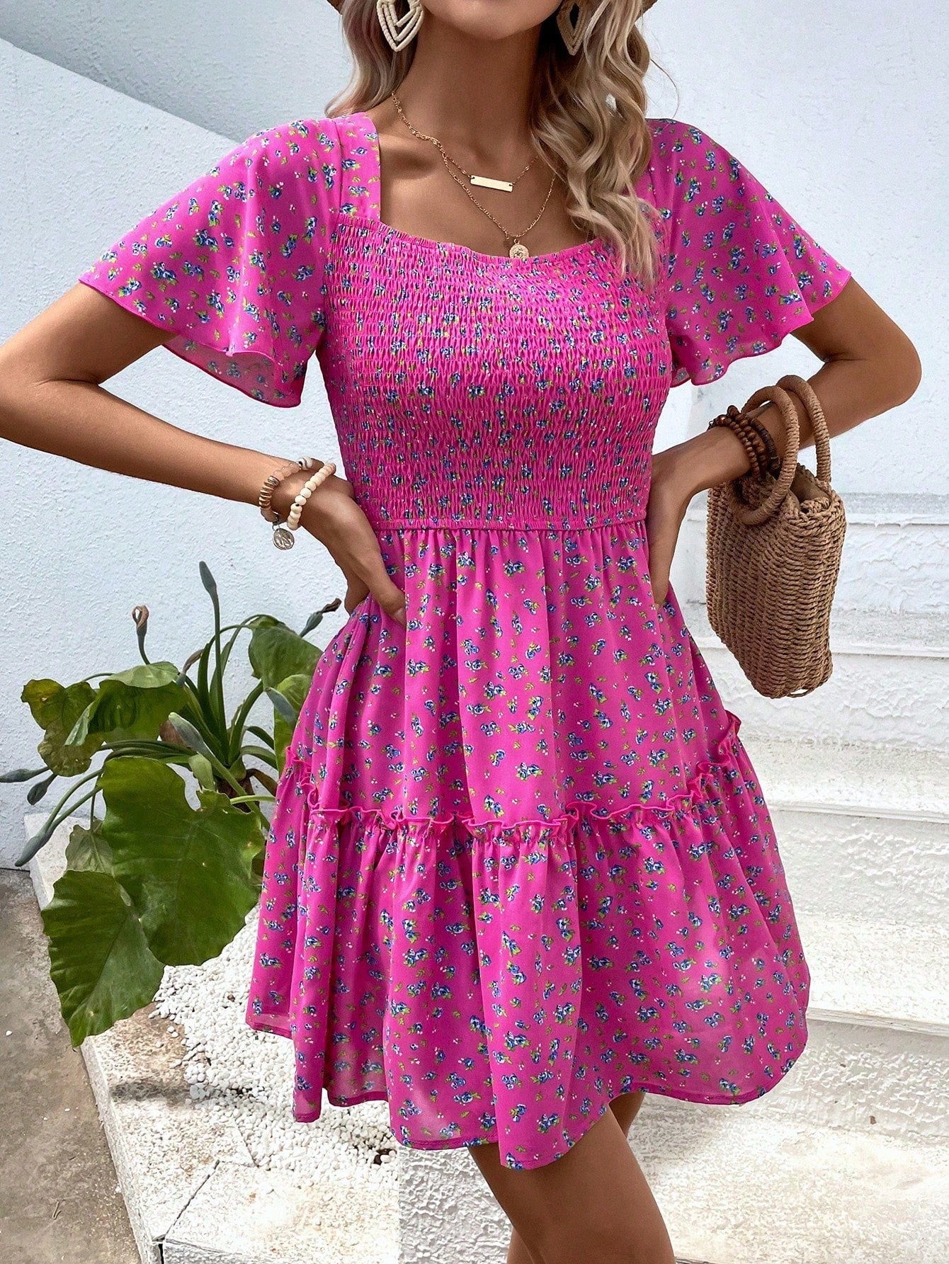 Ditsy Floral Print Scoop Neck Ruffle Hem Dress