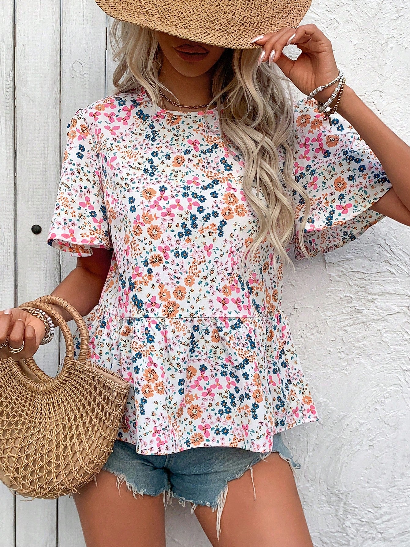 Vacation/Leisure Ditsy Floral Short Sleeve Shirt