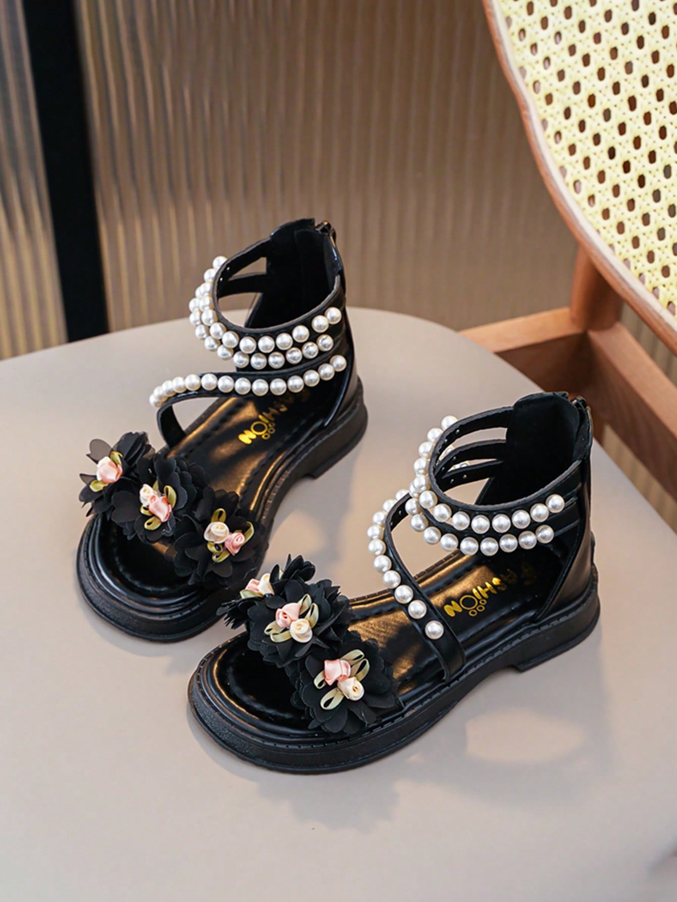 Girls' Flat Sandals With Flowers, Pearls, Zipper & Platform, Suitable For Toddlers, Little Kids, Big Kids