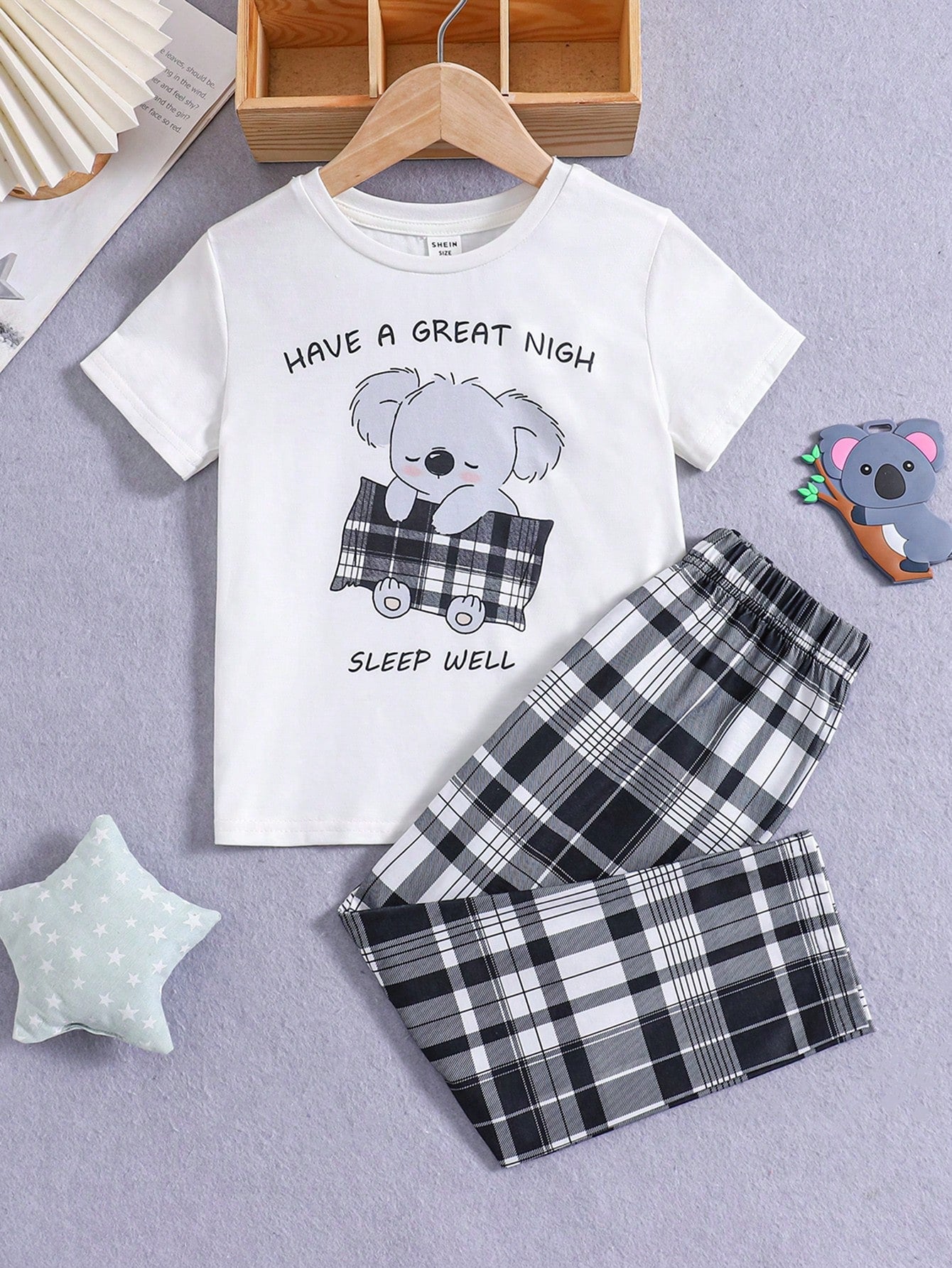 Young Boy Cute Animal Pattern T-Shirt Grid Style Pants Casual Comfortable Flame Retardant Pajamas 2-Piece Set