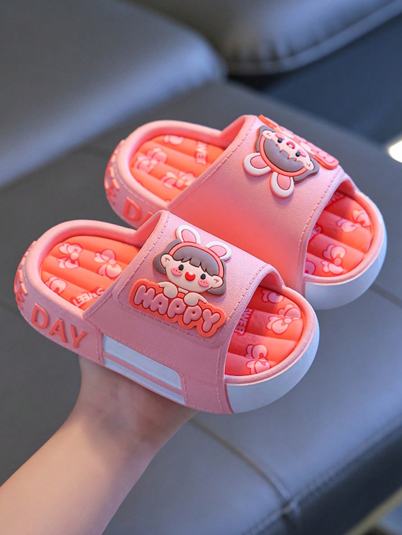 1 Pair Of Kids" Cute And Non-Slip PVC Slippers For Boys And Girls