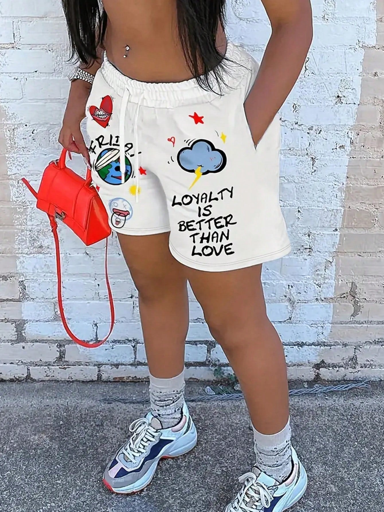 Women Drawstring Waist Cartoon Print Shorts With Slogan And Pockets, Casual