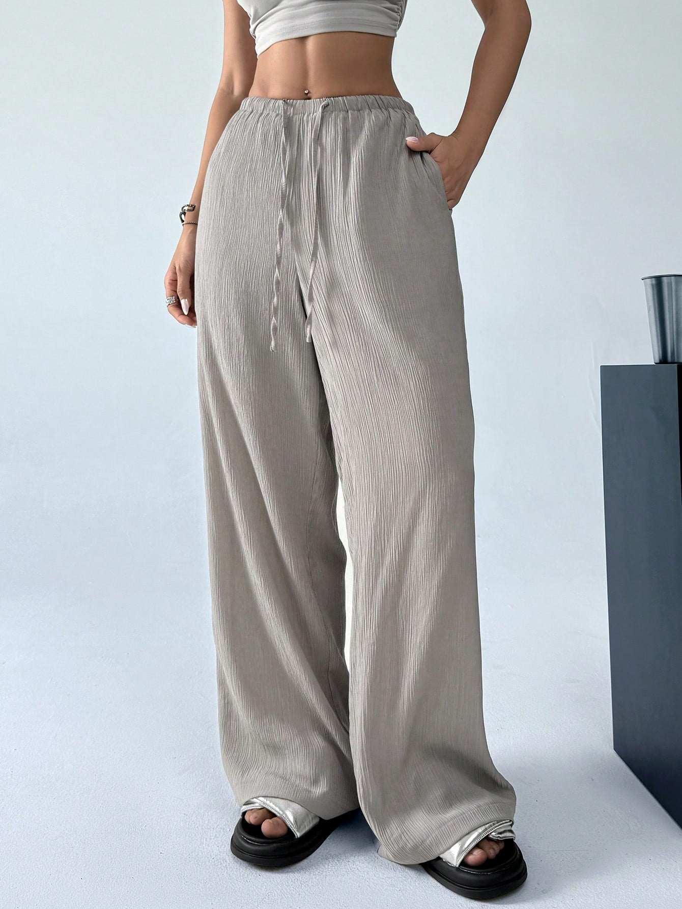 Women's Casual Solid Color Drawstring Wide Leg Pants