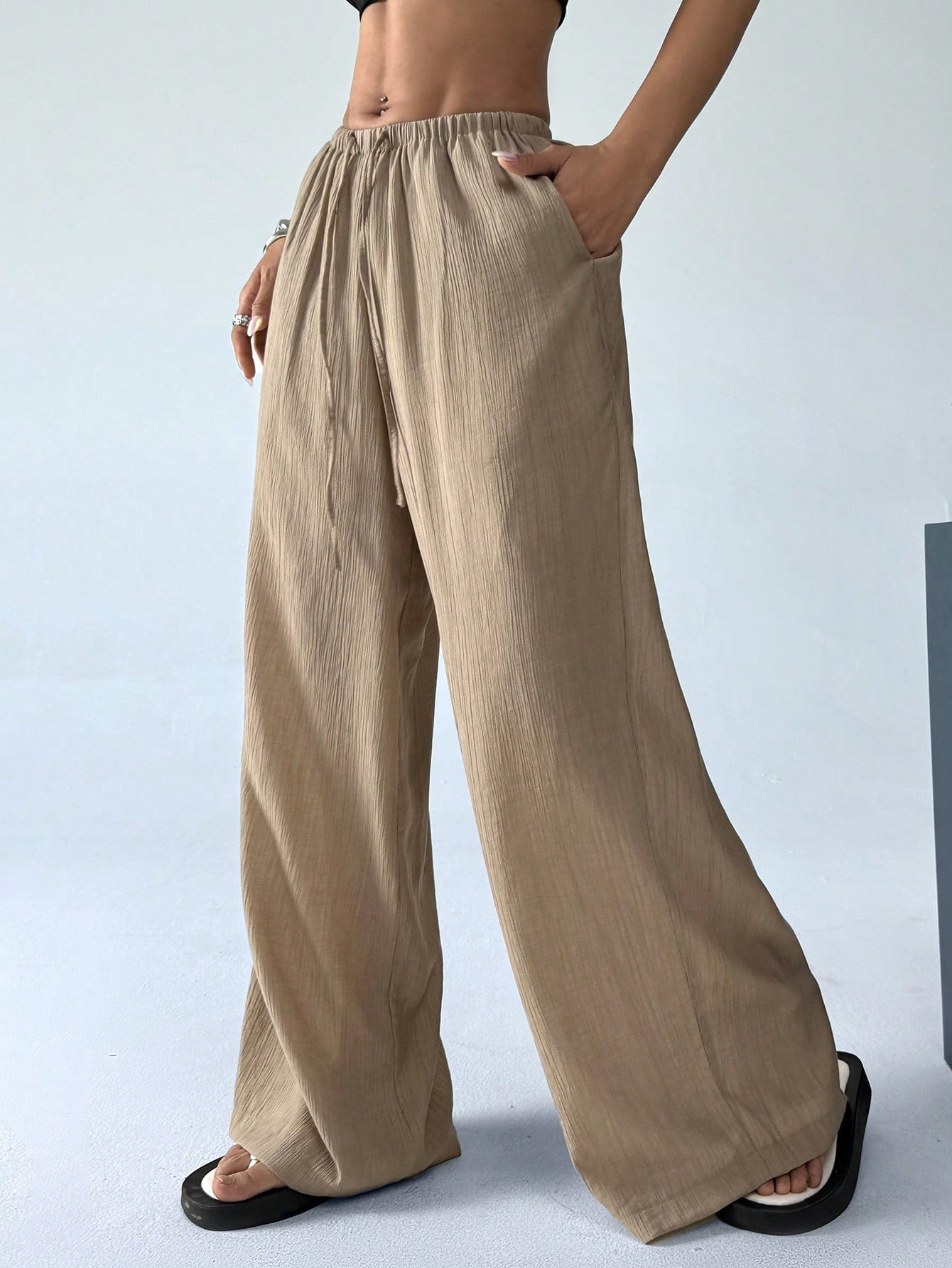 Women's Casual Solid Color Drawstring Wide Leg Pants