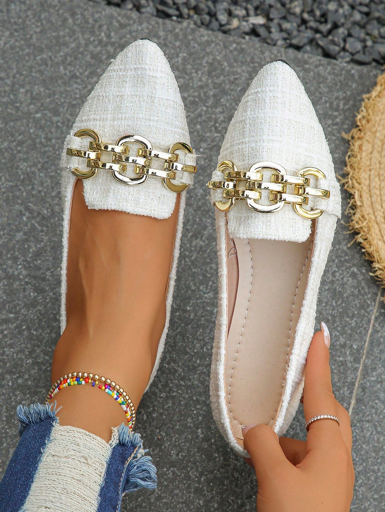 35-45 Size Women's Pointed Toe Flat Shoes For Spring And Autumn, For Everyday Wear, Can Fit For Skirt, Solid Color, Light Color And Rice Color Optional
