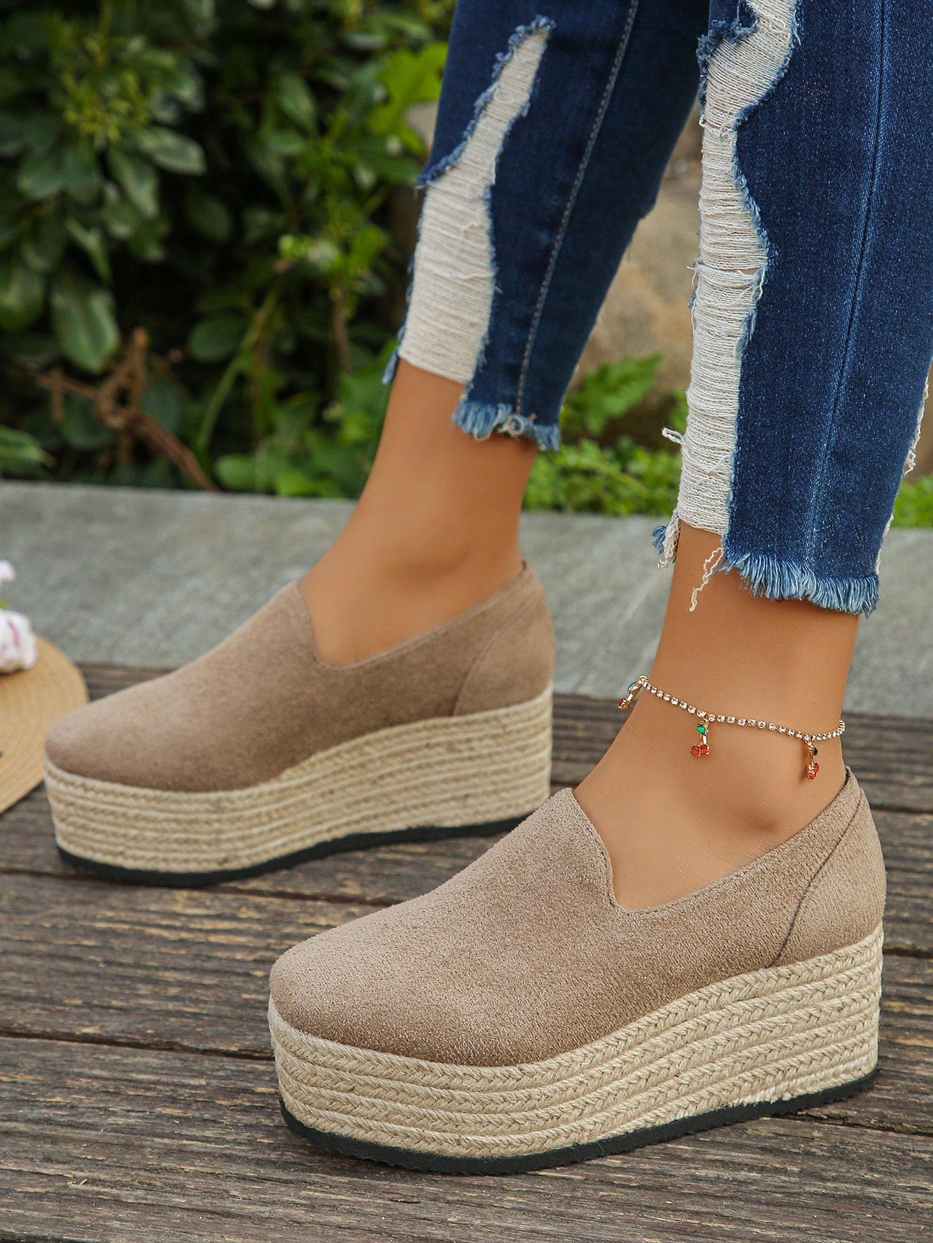 Women's Casual Round Toe Jute Rope Sole Comfort Breathable Wedge Platform Slip-On Shoes, Solid Beige Color, Daily Wear