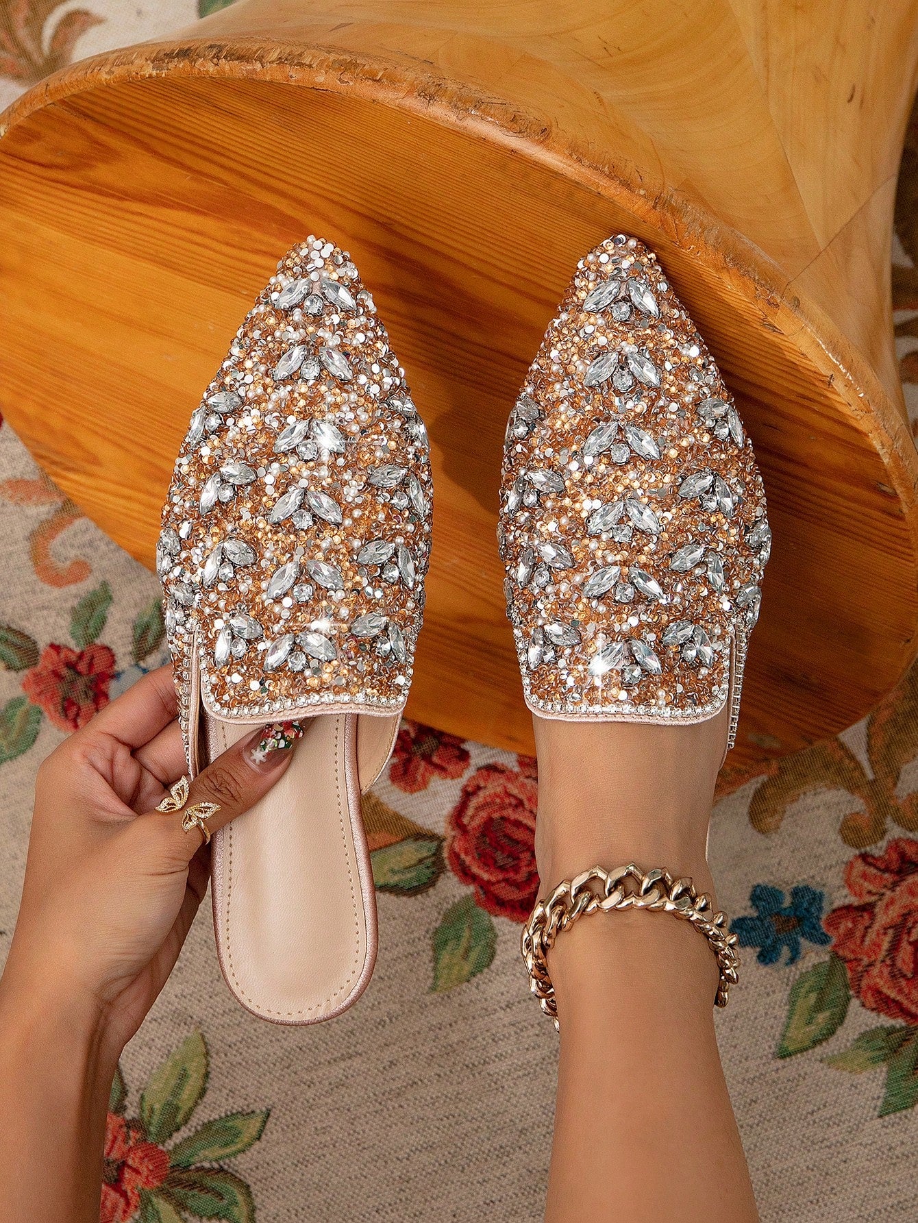 Fashionable Ladies Pink Pointed Flat Slipper With Half Closed Toe In Four Seasons With Rhinestones And Charming Design For Women