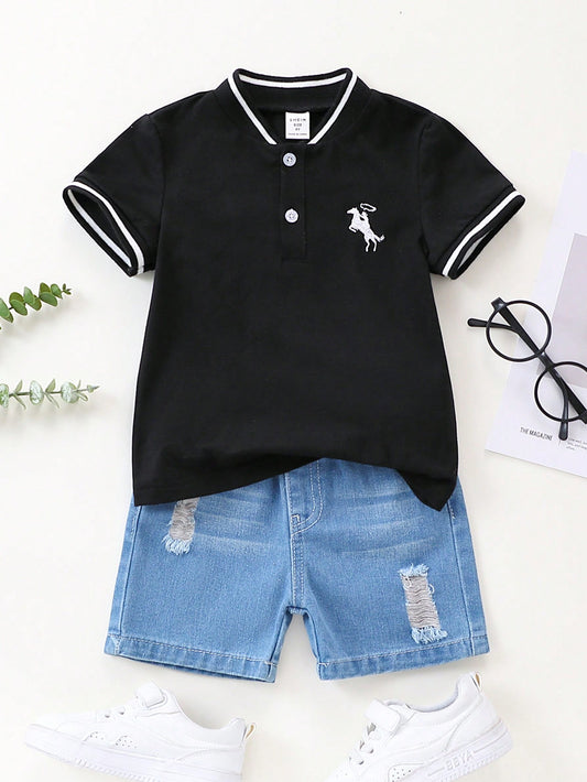 Young Boy Leisure Sports College Style Half-Open Chest Small Stand Collar Polo Shirt, Embroidered Horse Pattern Design, Basic And Versatile, Comfortable And Suitable For School, Holidays, Gatherings And Home. Suitable For Spring And Summer.