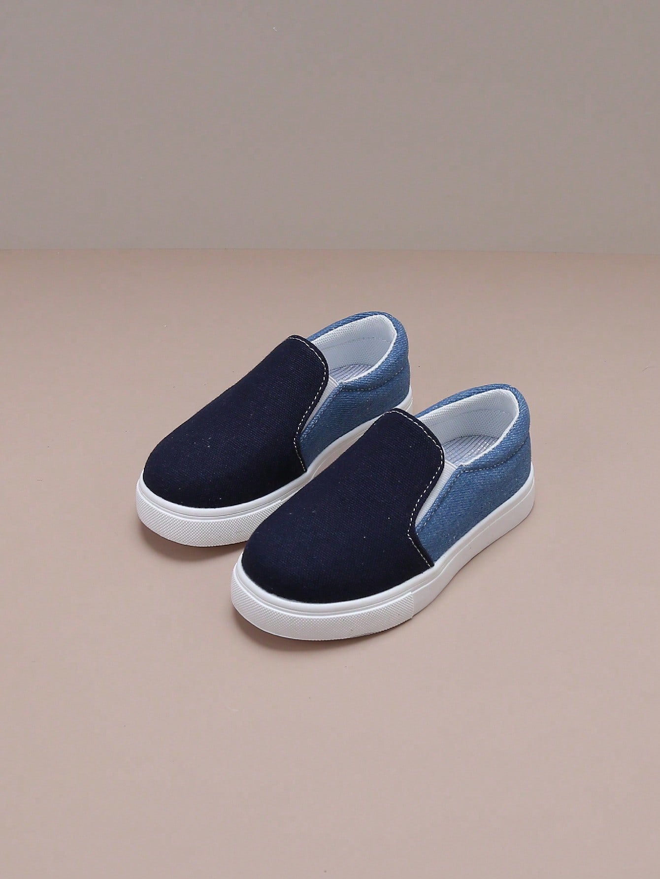 Children's Sport Shoes Slip-On Canvas Sneakers, Brown, Girls' Casual Shoes