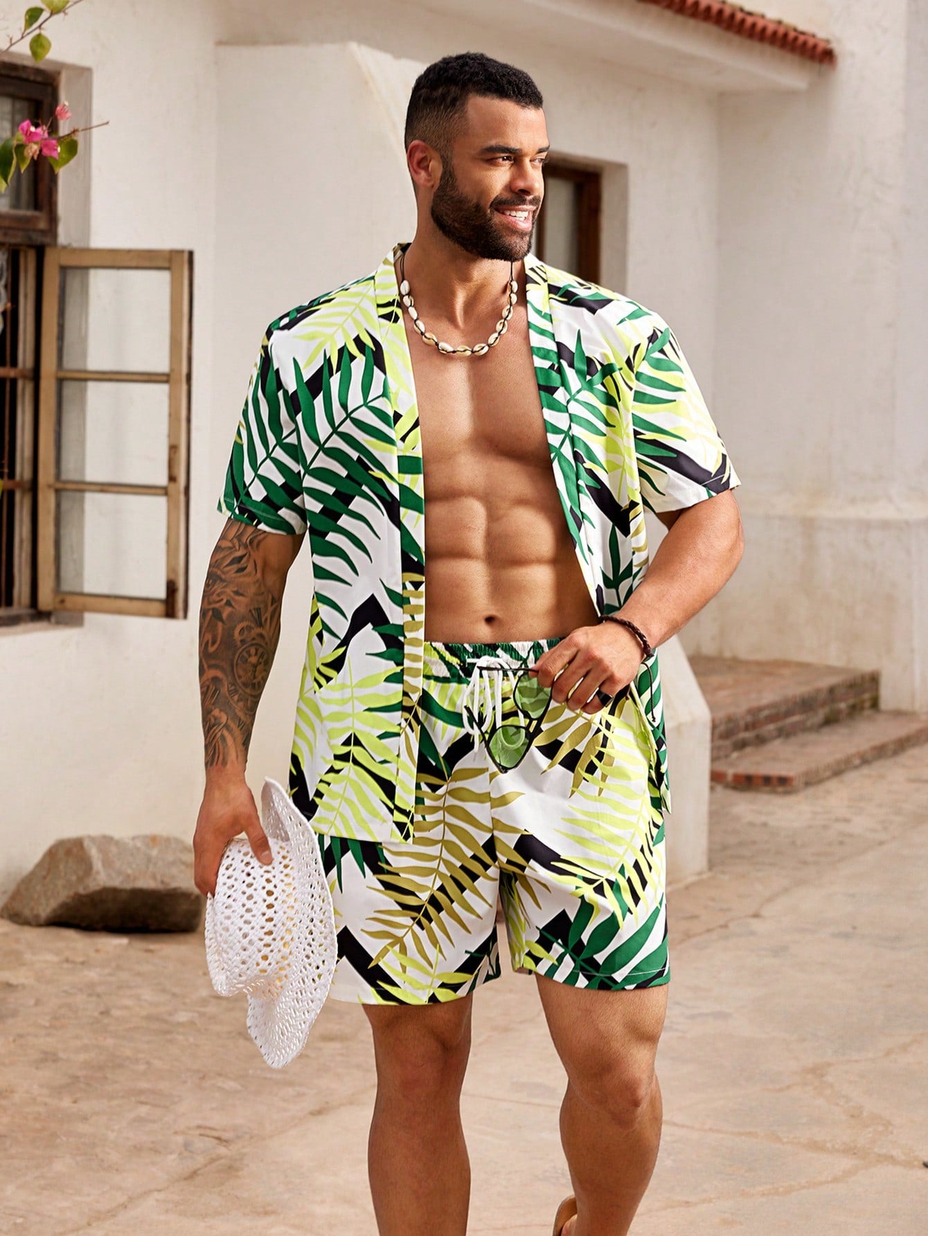 Plus Size Men Vacation Style Printed Short Sleeve Kimono Hawaiian Shirt And Shorts Set