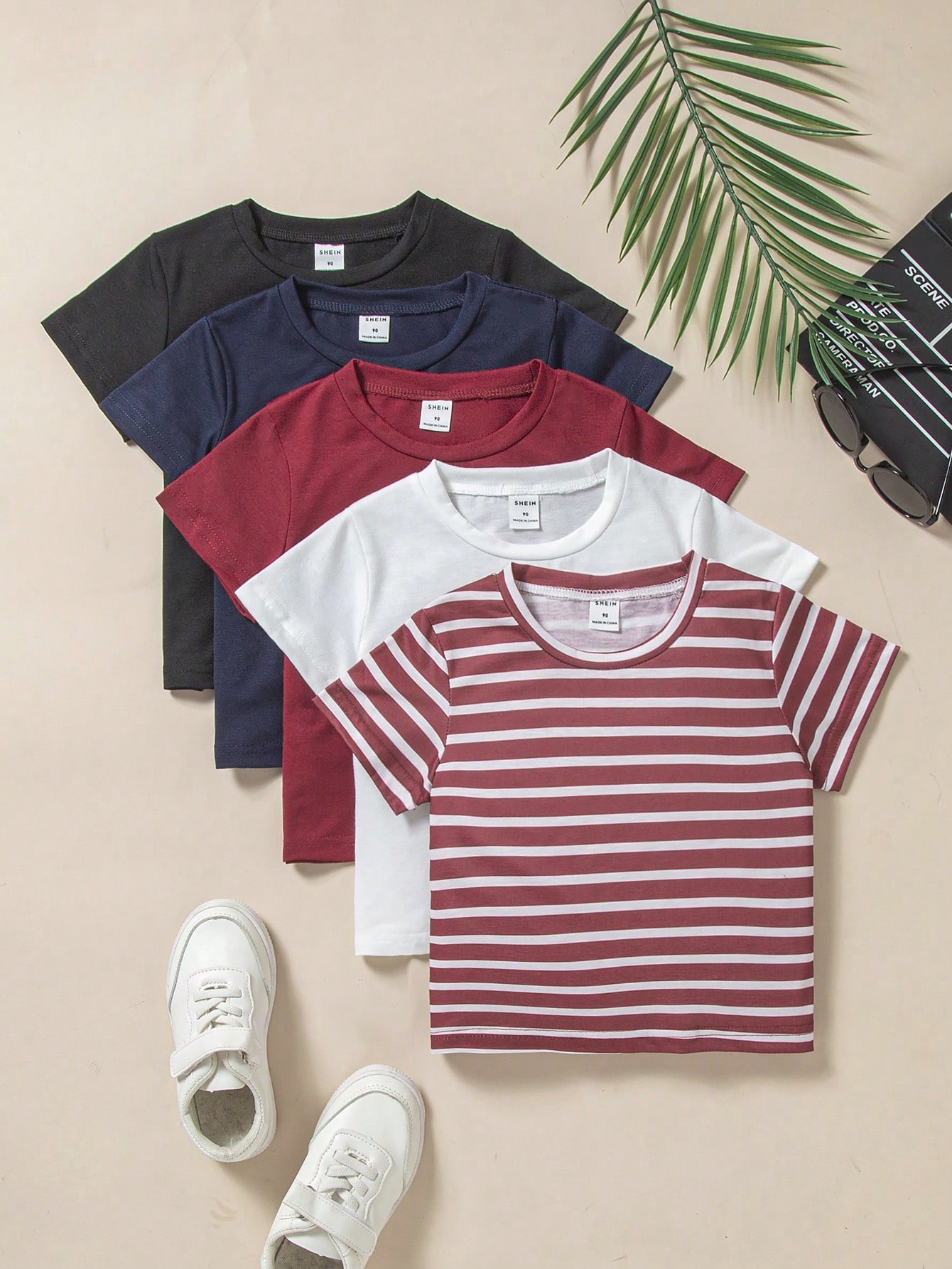 Young Boy 5pcs Striped Print Tee