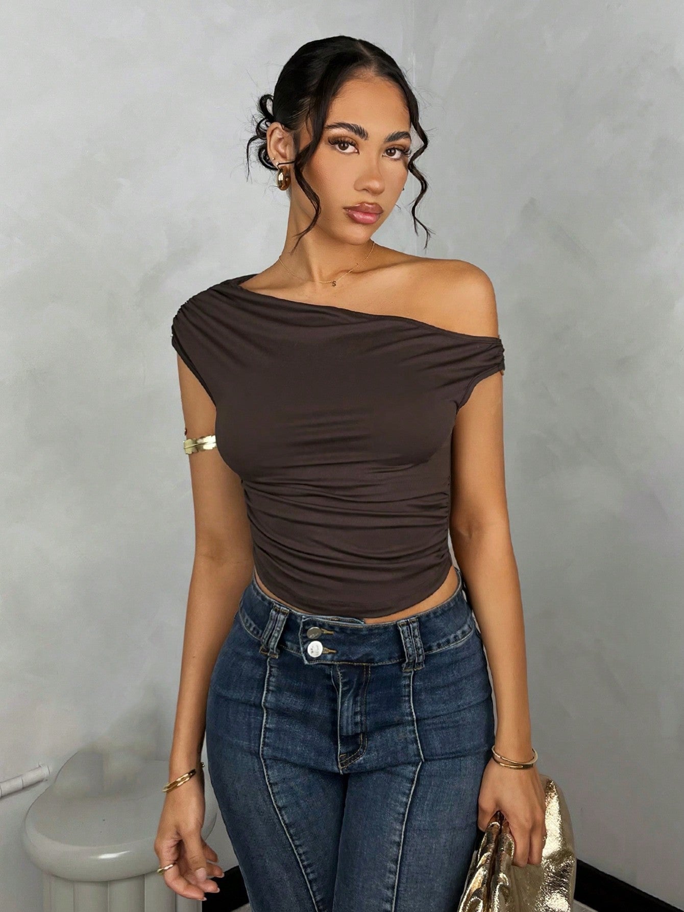 Ladies' Oblique-Shoulder Tight Crop Top, Suitable For Summer