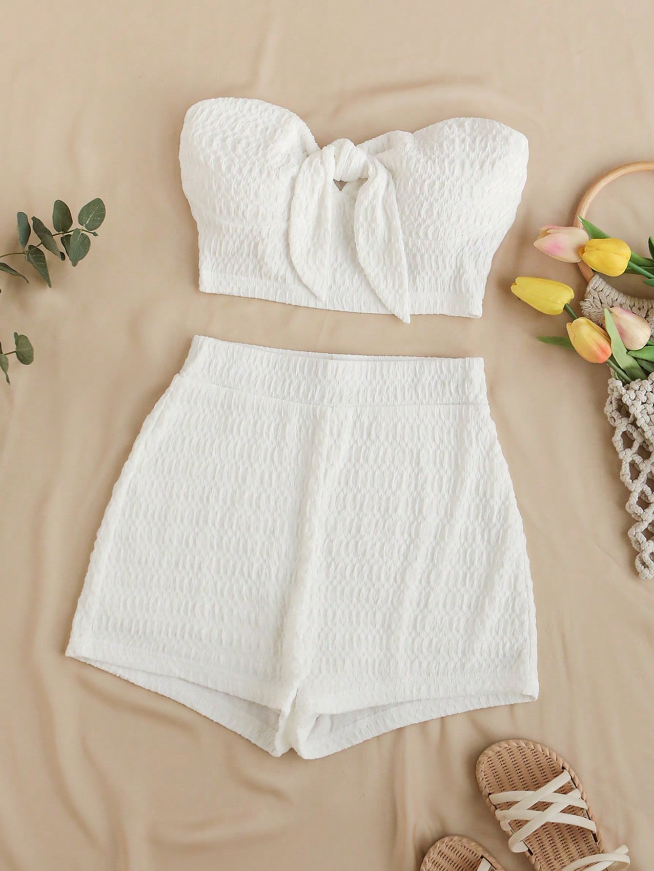 Summer Solid Texture Bandeau Top And High-Waisted Shorts Casual Vacation Two Piece Set