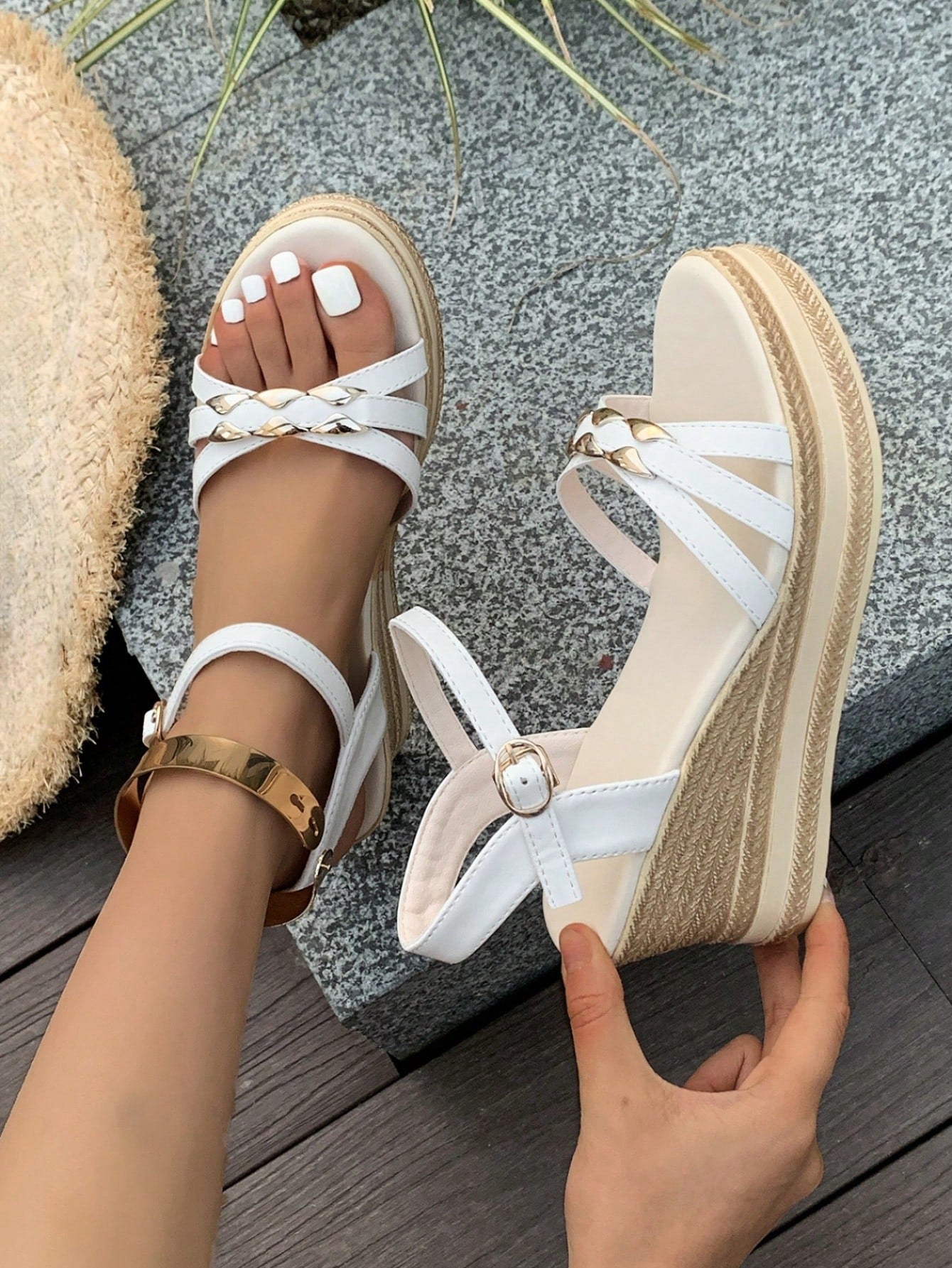 Summer Chunky Heel Platform Sandals For Women With Peep Toe And Woven Texture Sole, Ankle Strap Buckle Closure, Great For Parties And Outdoor Activities, Trendy And Comfortable White High Heels