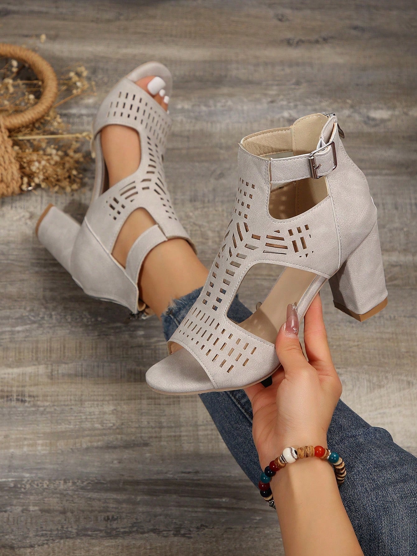 Women's Fashion Peep Toe Hollow Out Platform Chunky High Heels Sandals, 8cm Increased Height, Suitable For Outdoor, Party, Travel, Holiday, 4 Seasons Wear