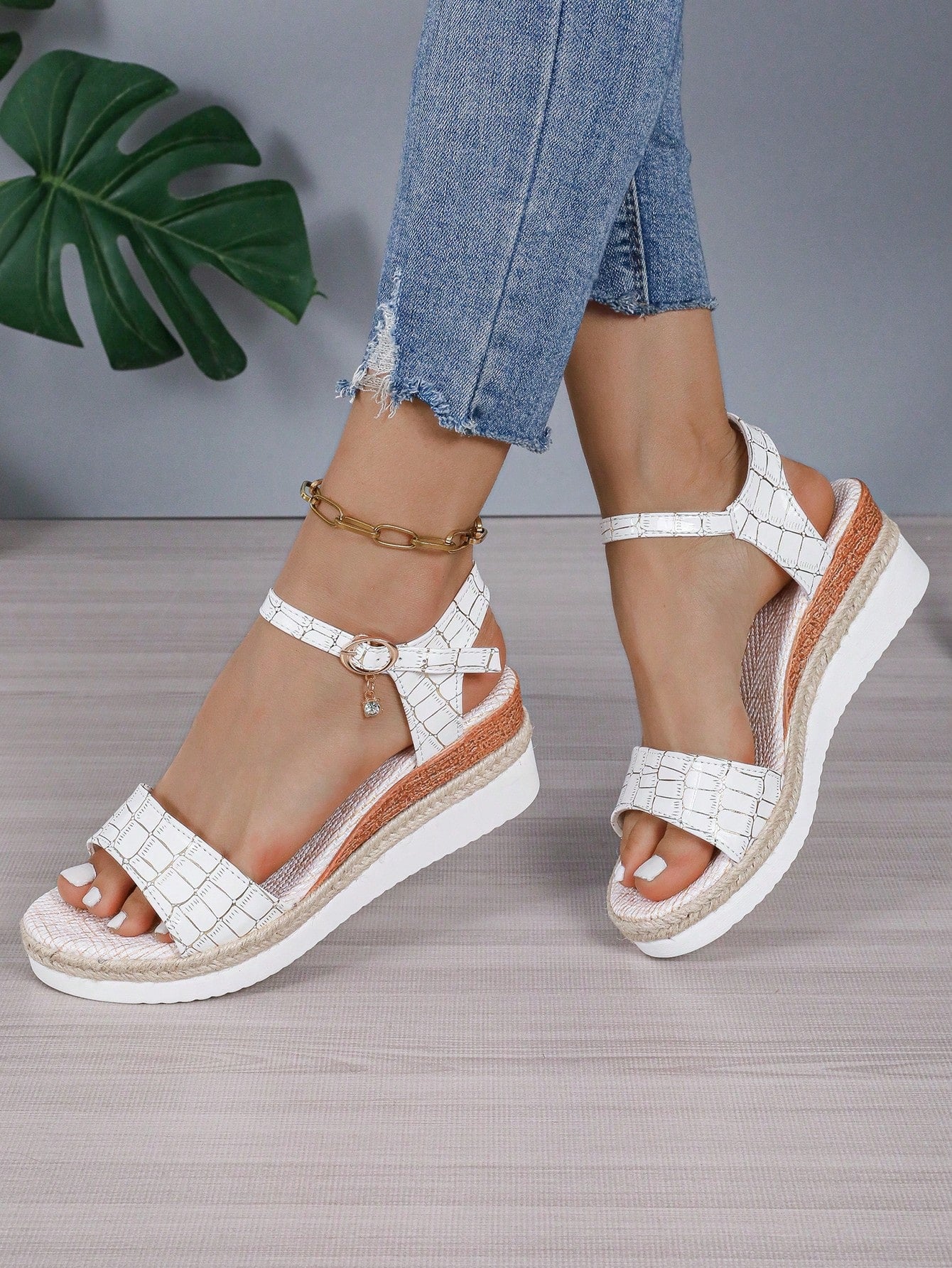 Summer New Style Women High Heels Increase The Height, Waterproof Platform, Thick Bottom, Elastic Band, Open Toe, Wedge Sandals