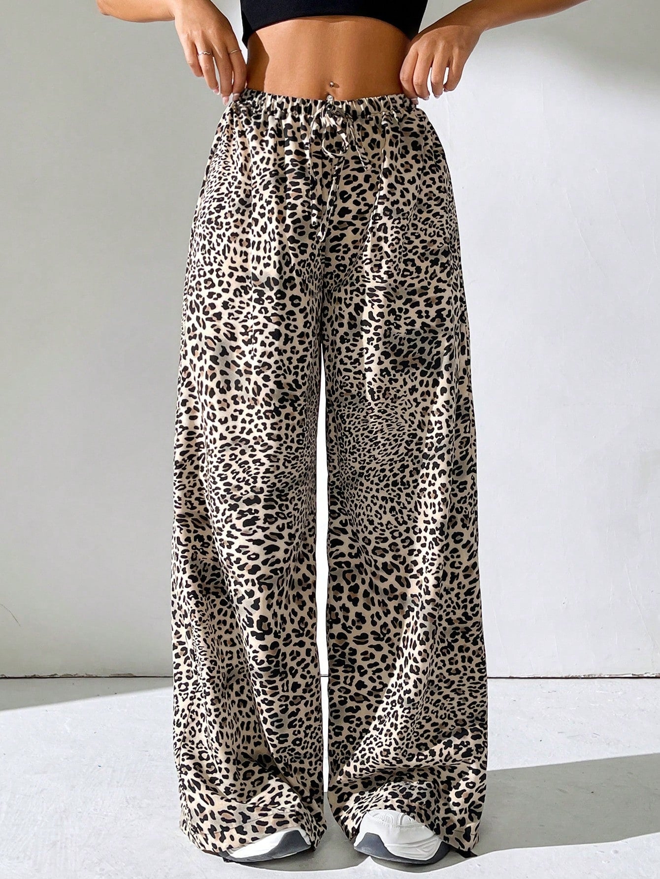 Women's Leopard Printed Drawstring Long Pants