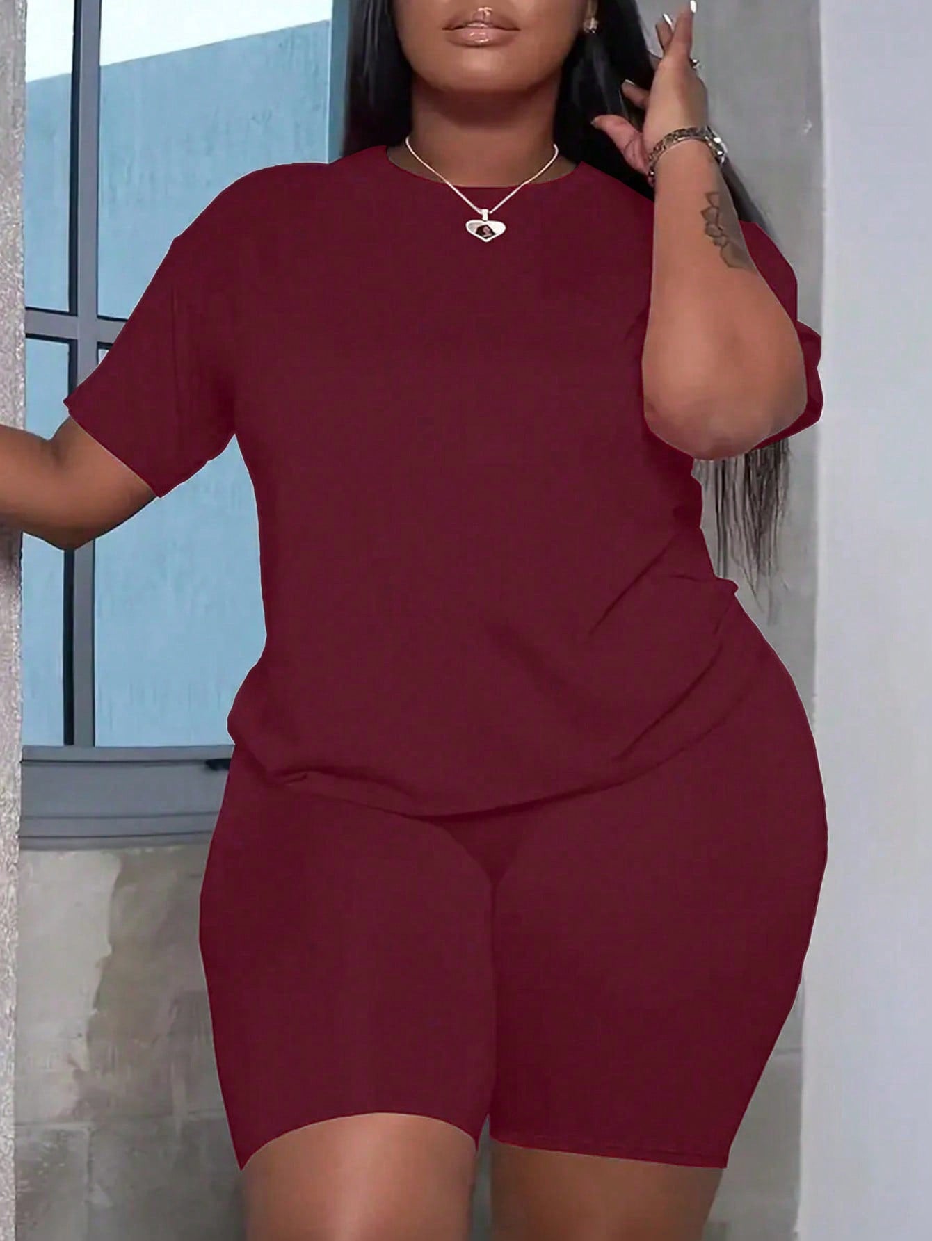 Plus Size Women Fashionable Daily Solid Color Short Sleeve And Shorts Two-Piece Set
