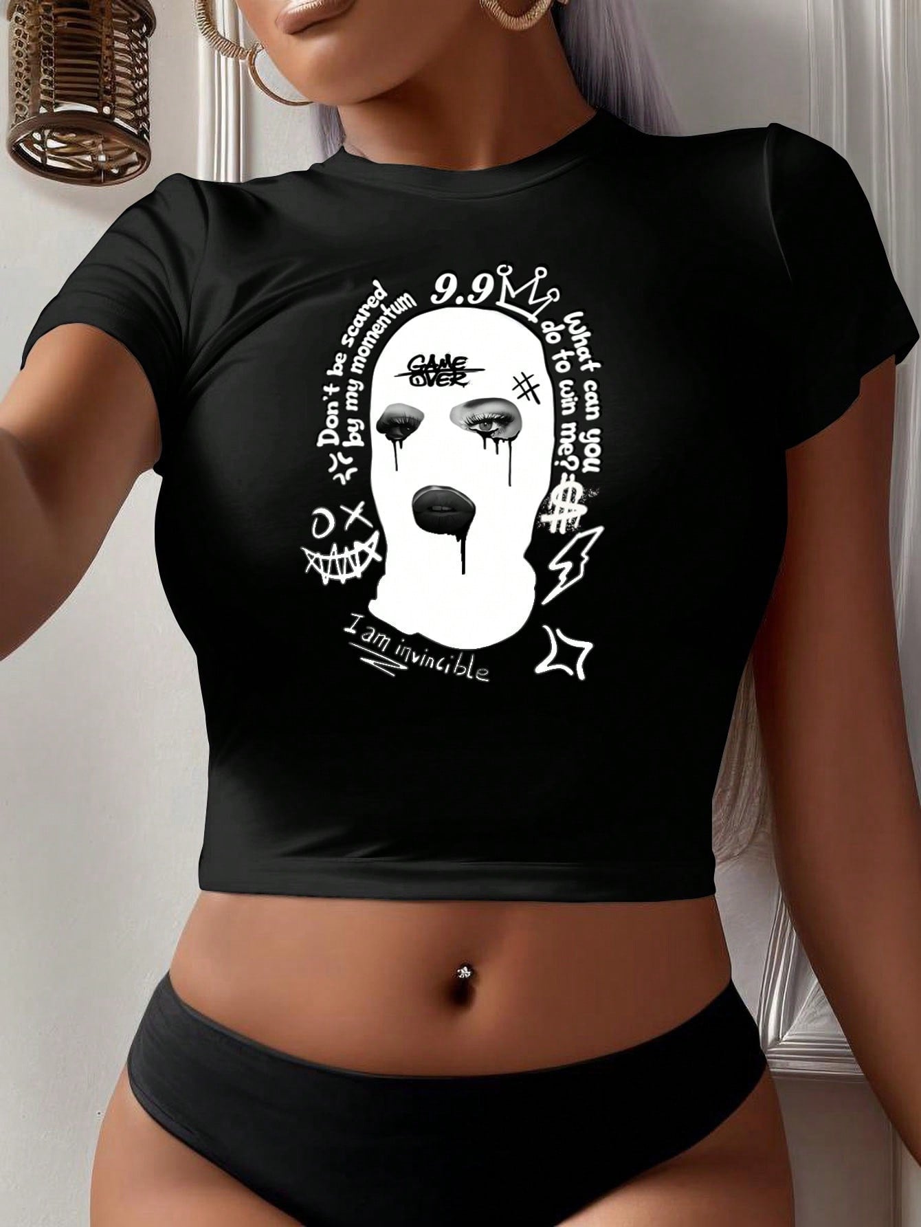 Casual Minimalist Mouth & Gold Teeth Printed Round Neck Crop Sleeve Slim Crop Top T-Shirt For Women, Suitable For Summer