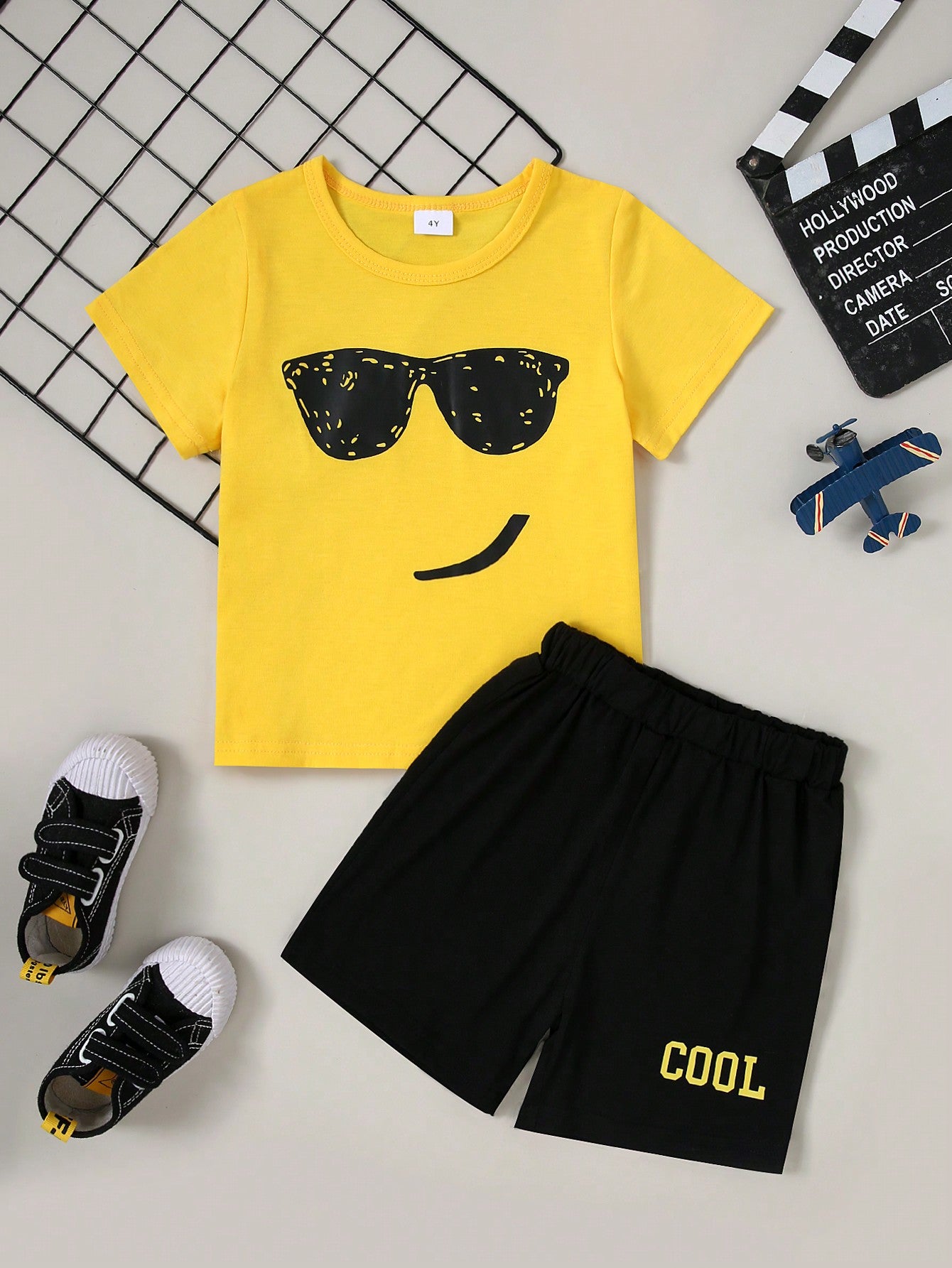 Young Boy Summer Casual Face Print Short Sleeve T-Shirt And Shorts Set