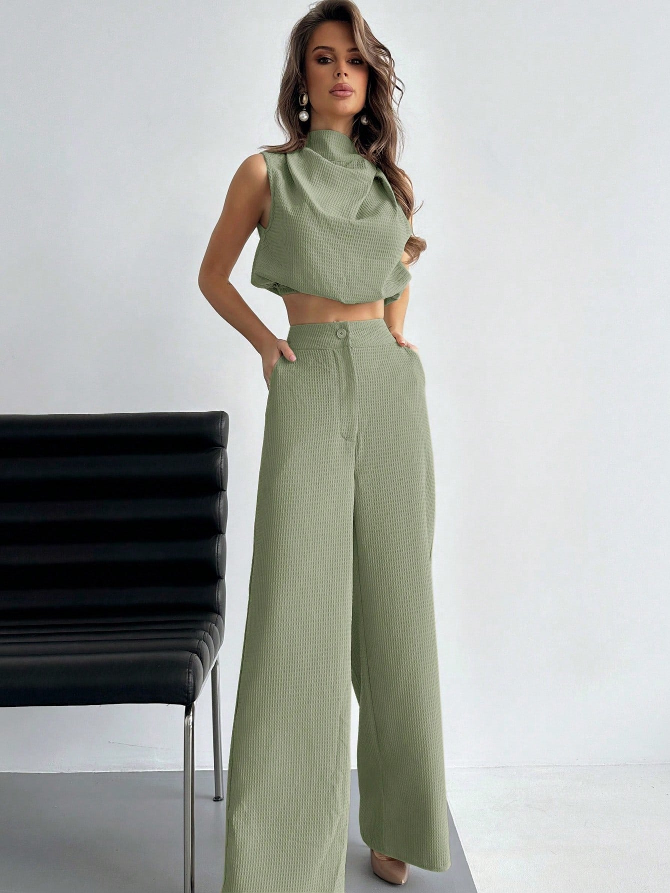 Spring/Summer Linen Cotton Elegant Office Commute High Necked Holiday Dating Short Top And Long Pants Two Piece Set, Slimming And Lengthening