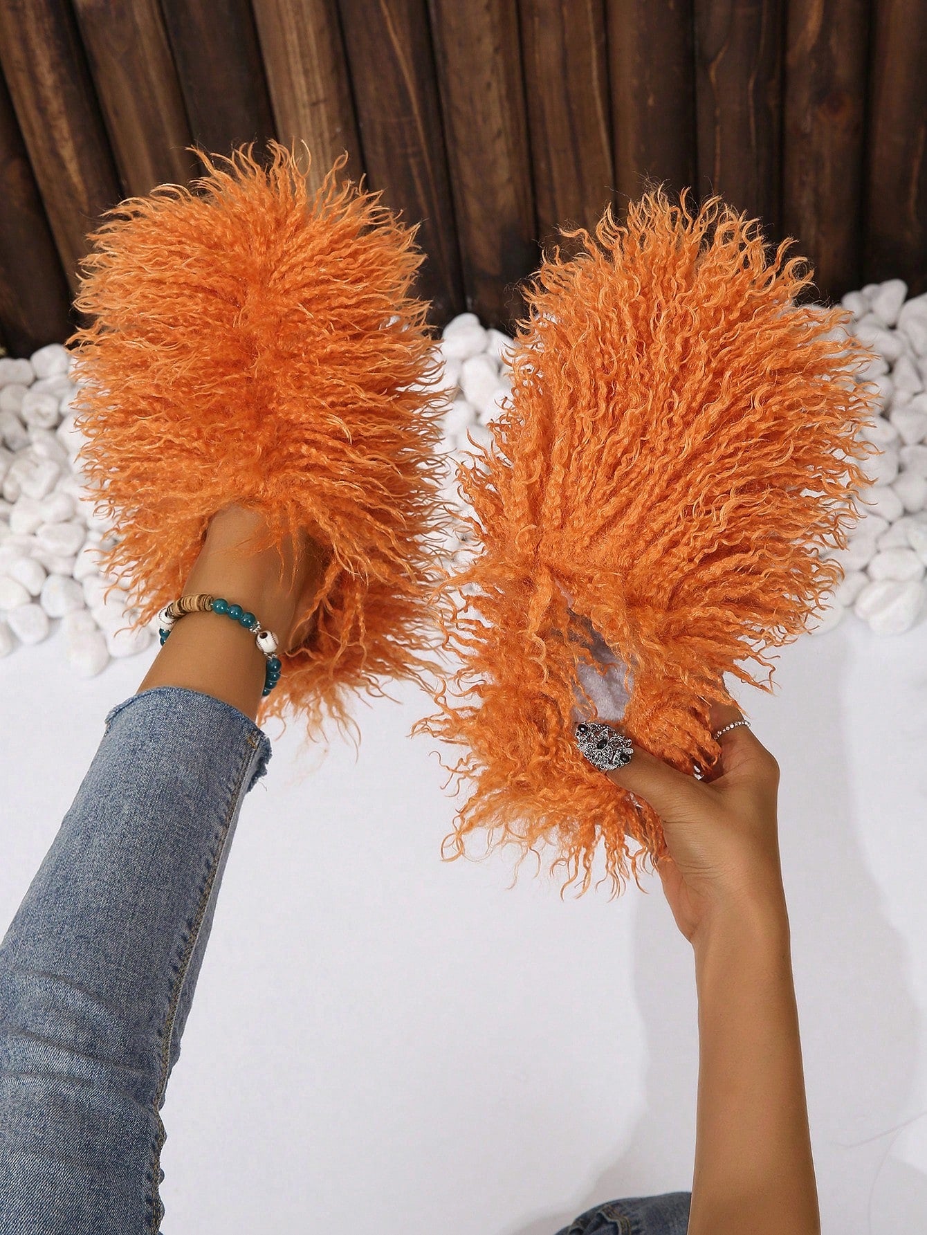 Women's Winter New Arrival Fluffy Black Furry Slippers For Home And Casual Wear