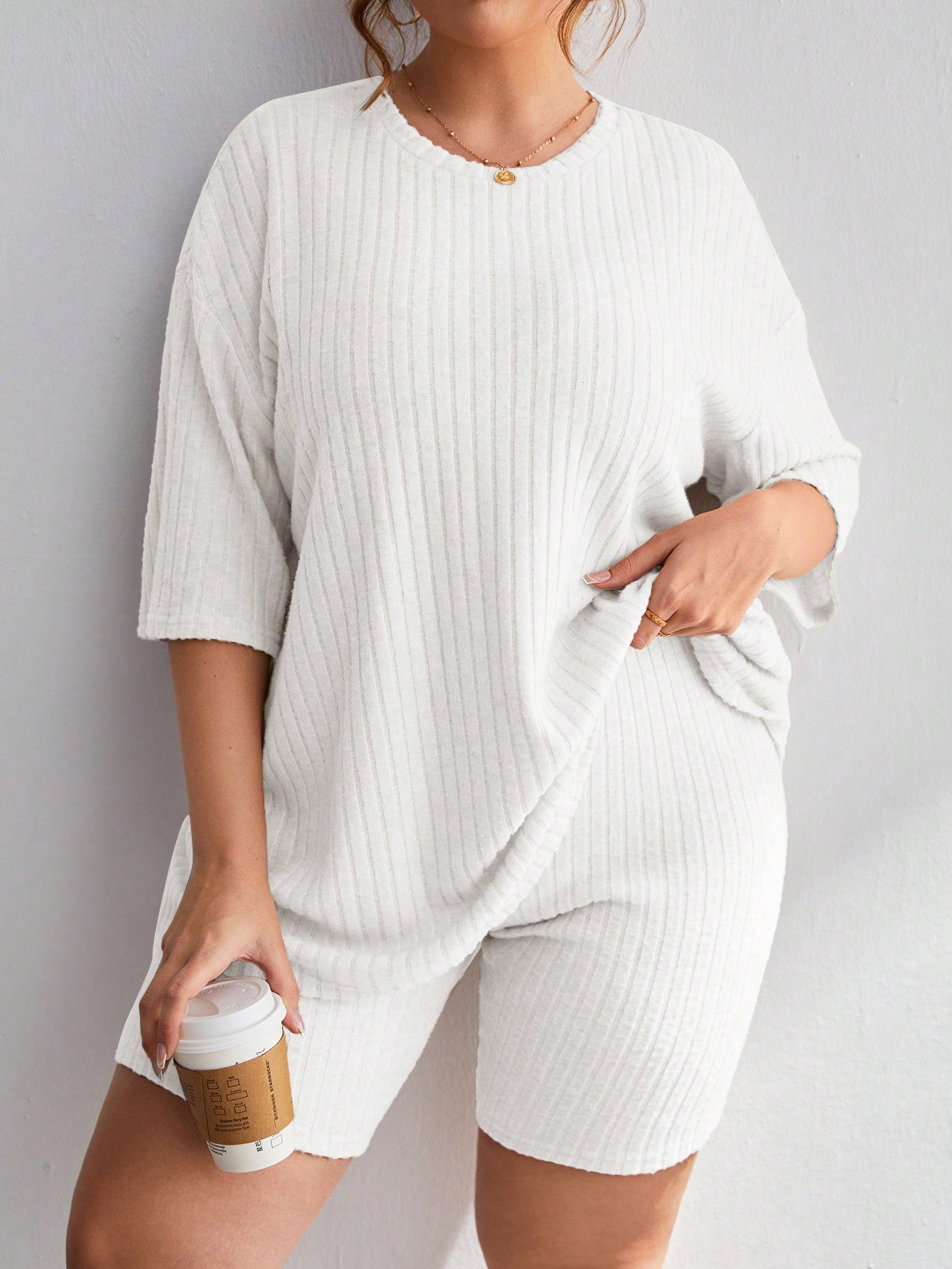 Plus Size Women's Ribbed Top And Shorts Set