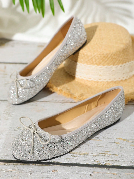 Women Anti-Skid Bowknot Glitter Round Toe Flat Shoes Elegant Silver Shoes For All Seasons