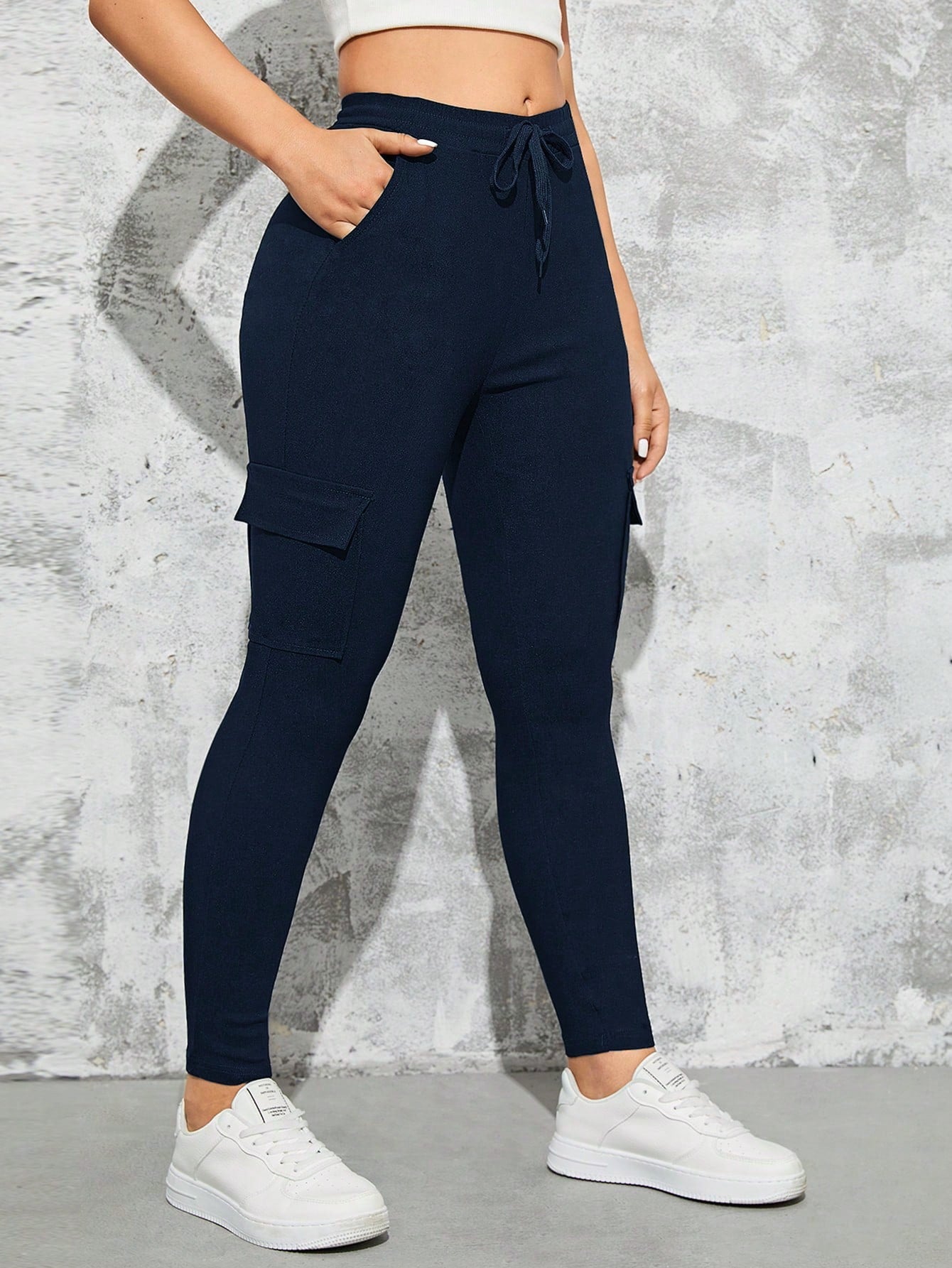 Fashionable Women's Casual Solid Color Slim Fit Utility Pants