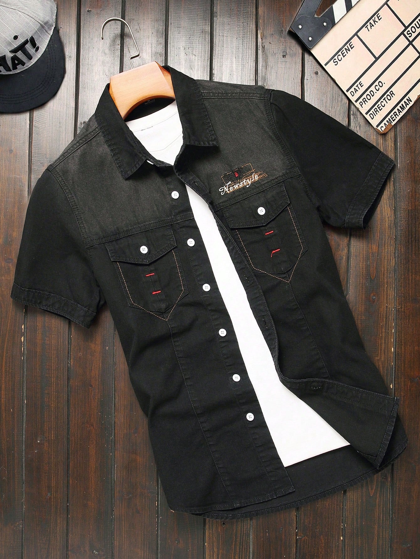 Men Summer Loose Fit Short Sleeve Denim Casual Shirt With Letter Embroidery