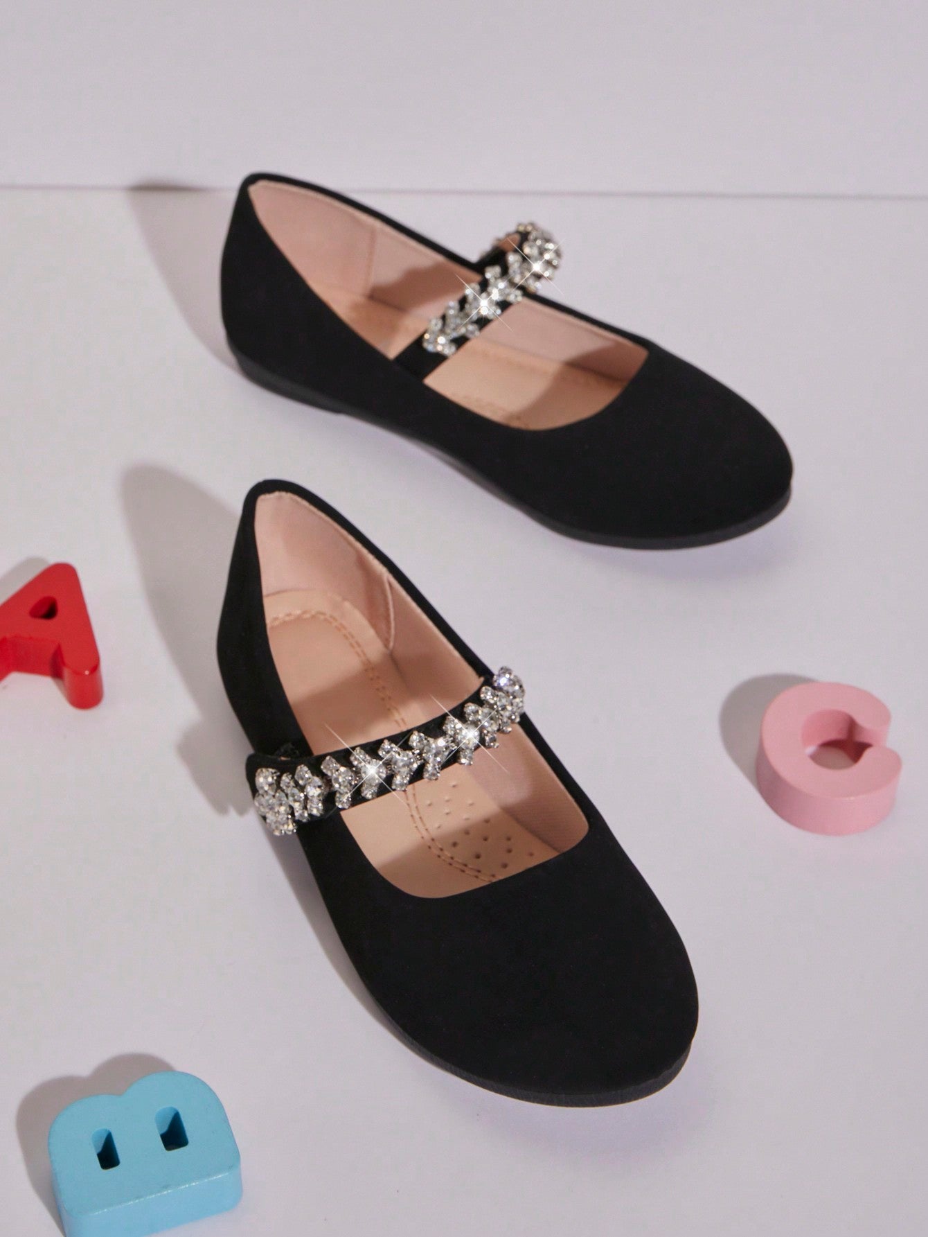 Fashionable Kids" Flat Shoes With Rhinestone Decoration And  Strap