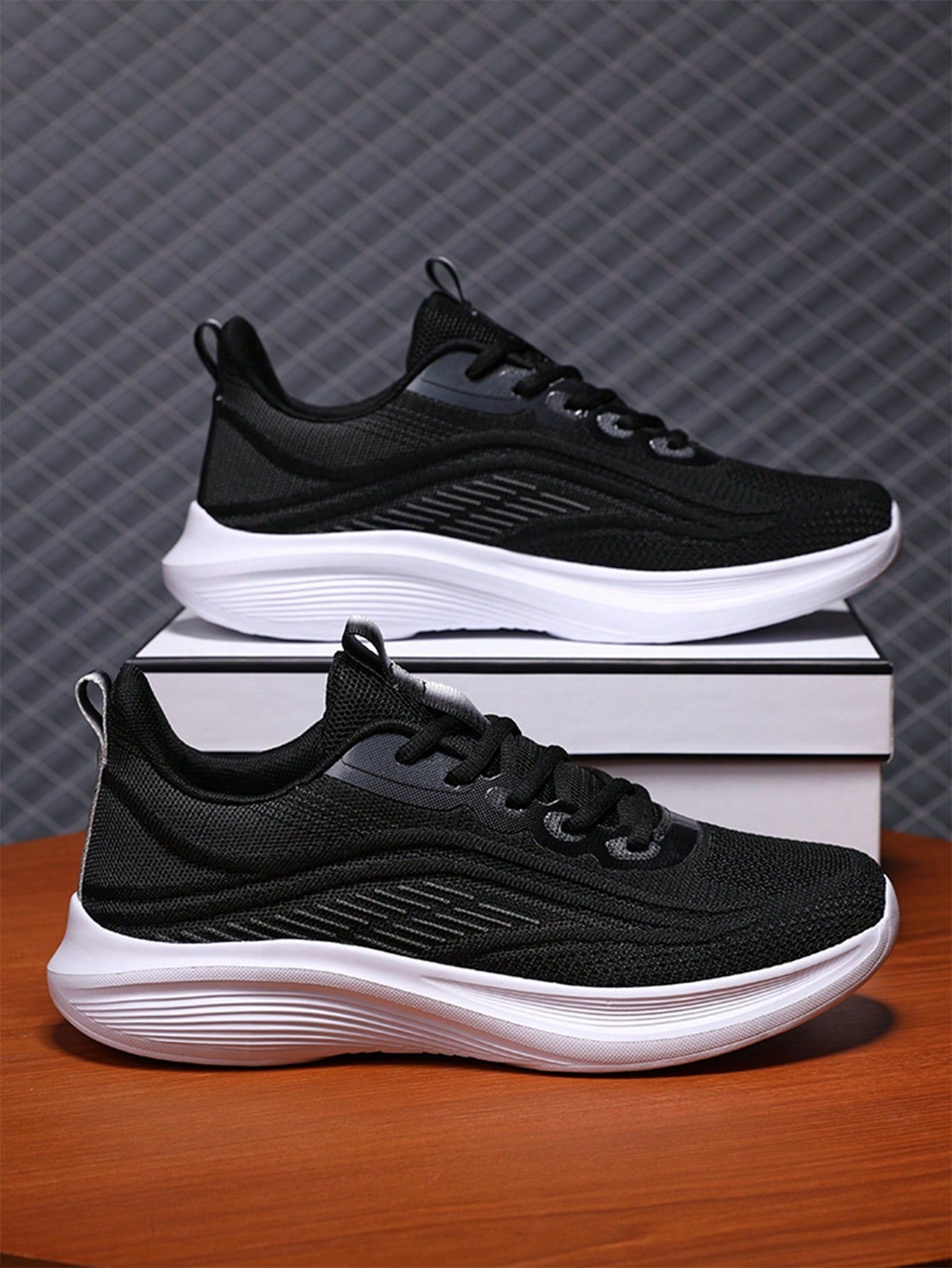 2024 New Trendy Fashionable All-Match Lightweight Breathable Casual Sports Shoes, With Anti-Slip And Wear-Resistant Features For Outdoor Running