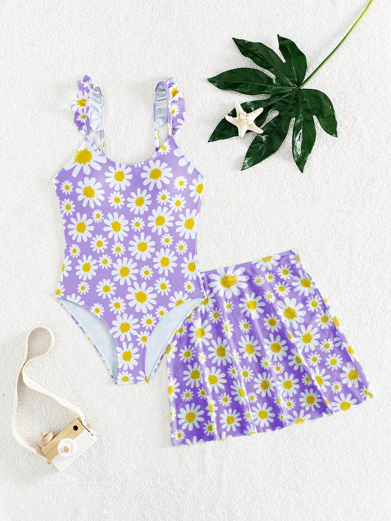 Tween Girl Chamomile Print One-Piece Swimsuit With Beach Cover-Up Skirt