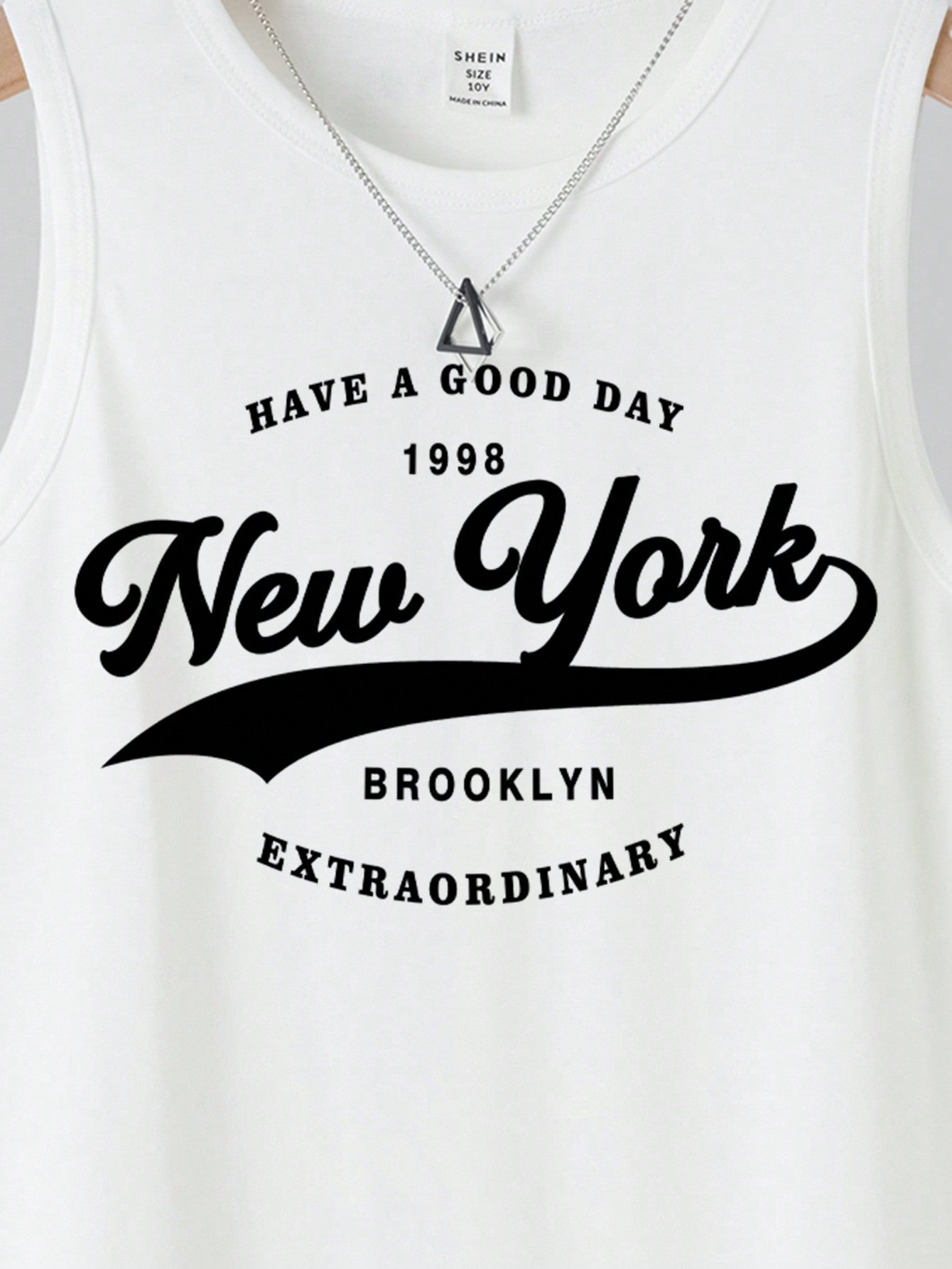 Teen Boy Casual Cartoon Letter Print Sleeveless Tank Top Suitable For Summer