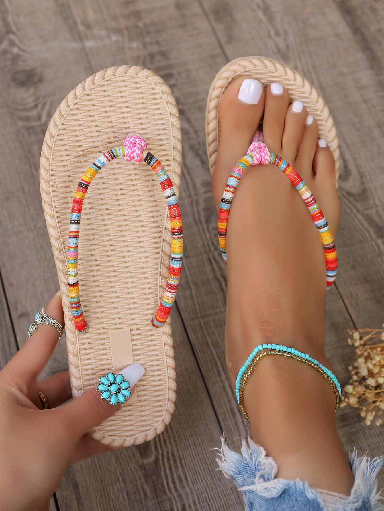 Colorful Women Flat Sandals Lightweight And Comfortable Beach Flip-Flops With Toe Strap And Colorful Imitation  Rope Bottom, Bohemian-Style Beach Sandals For Holidays